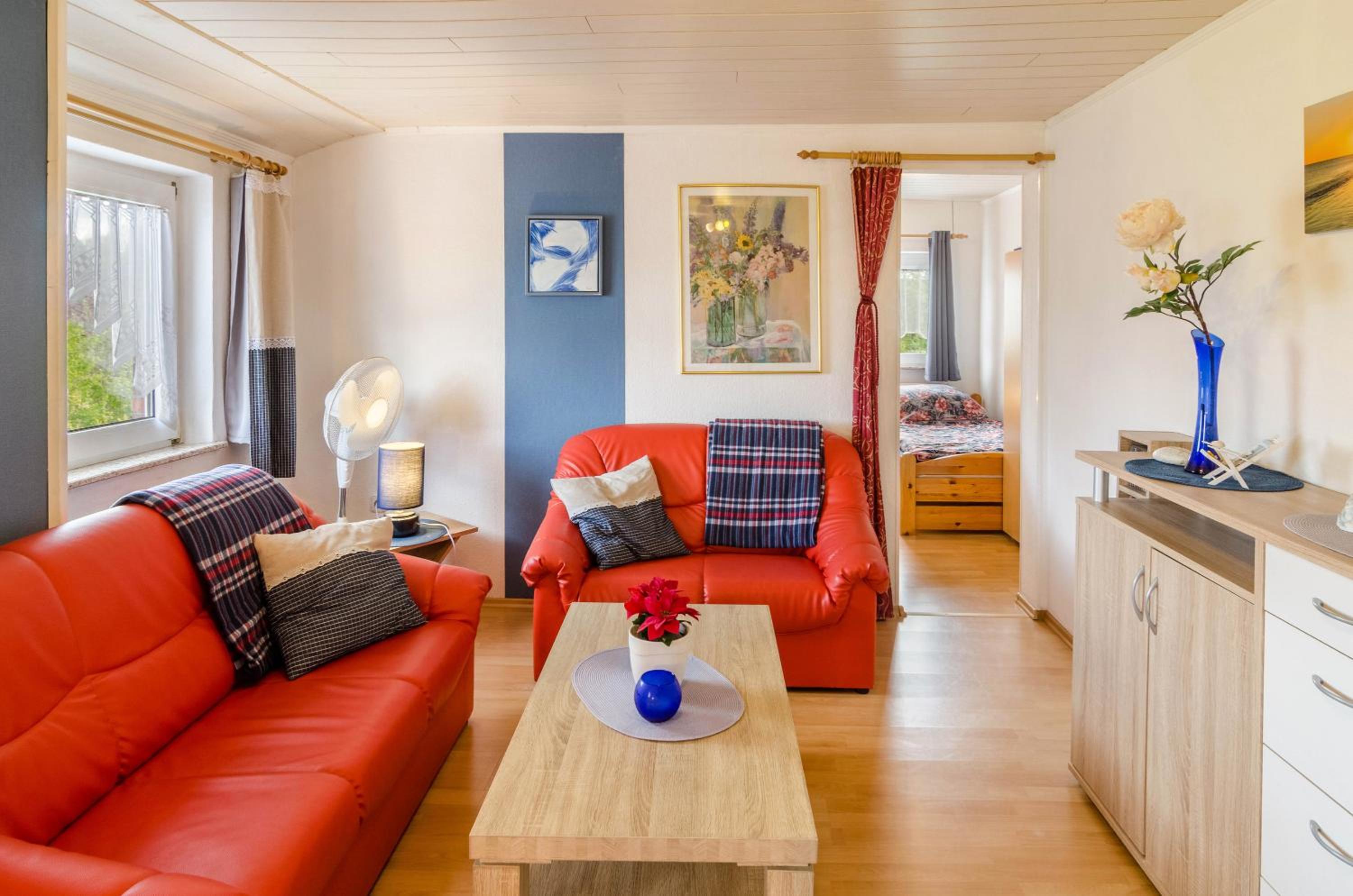 Two-Bedroom Deluxe Apartment with Garden View photo 1