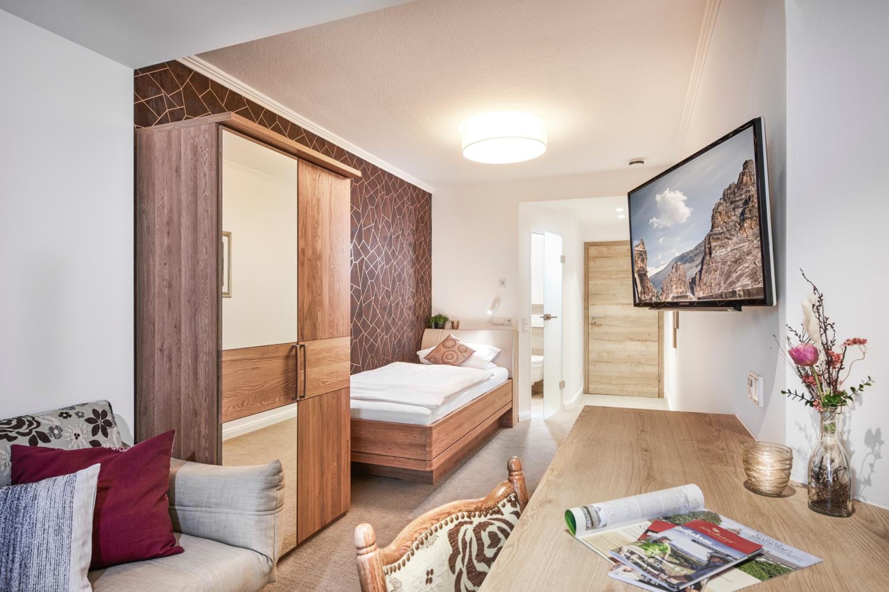 Single Room with Balcony photo 1