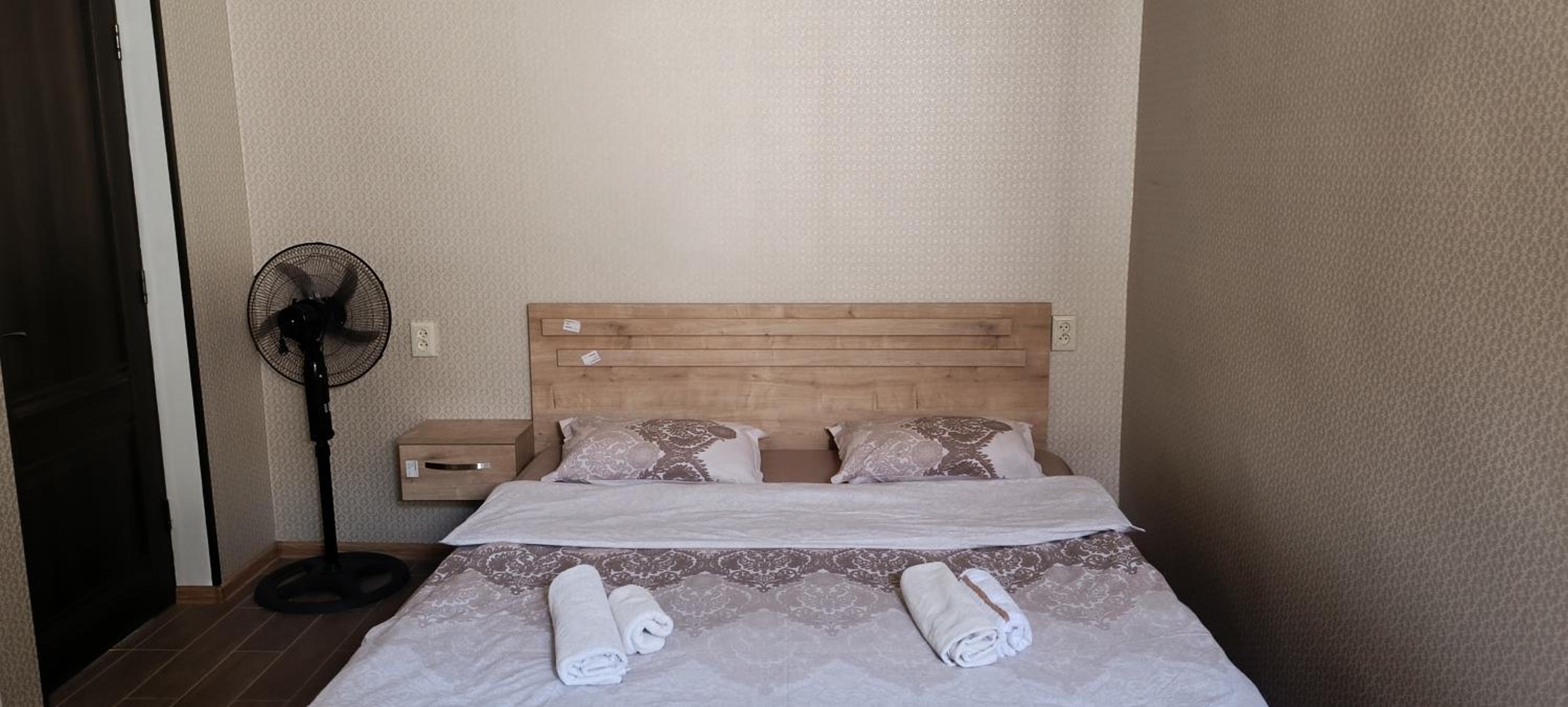 Deluxe Double Room with Extra Bed photo 2