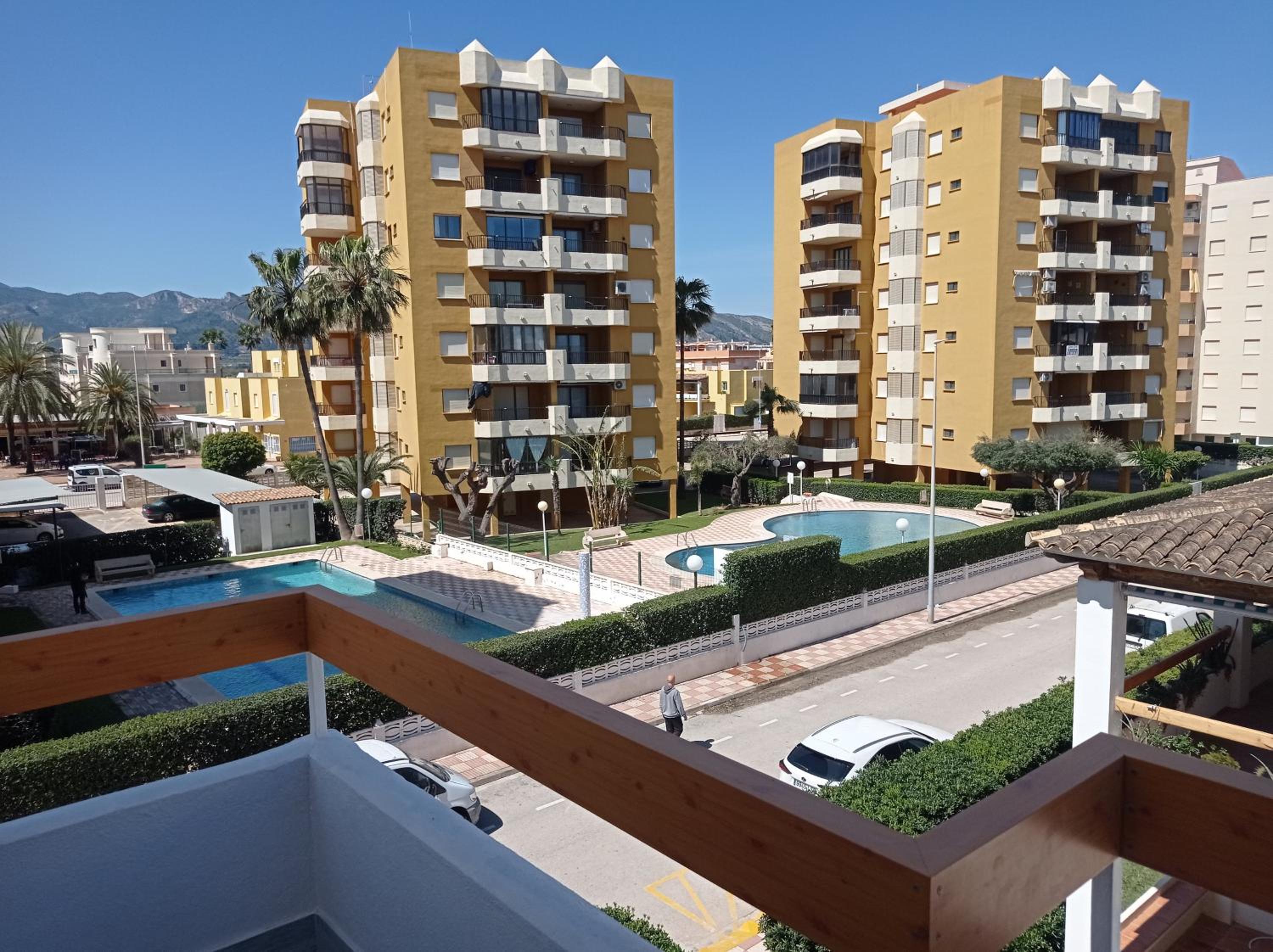 Apartment with Balcony photo 2