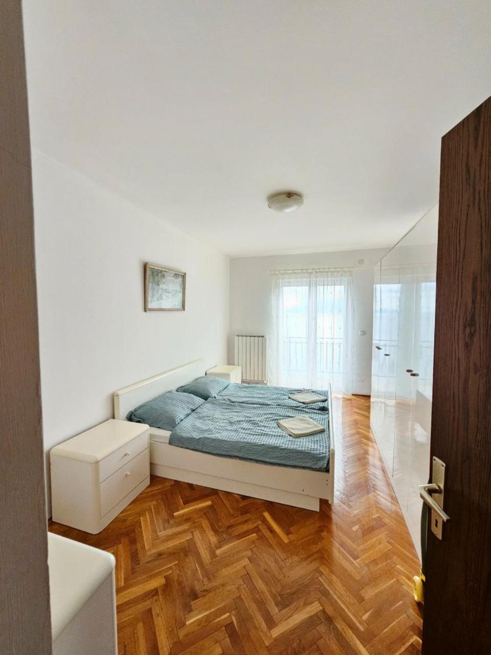 Four-Bedroom House - Photo 1