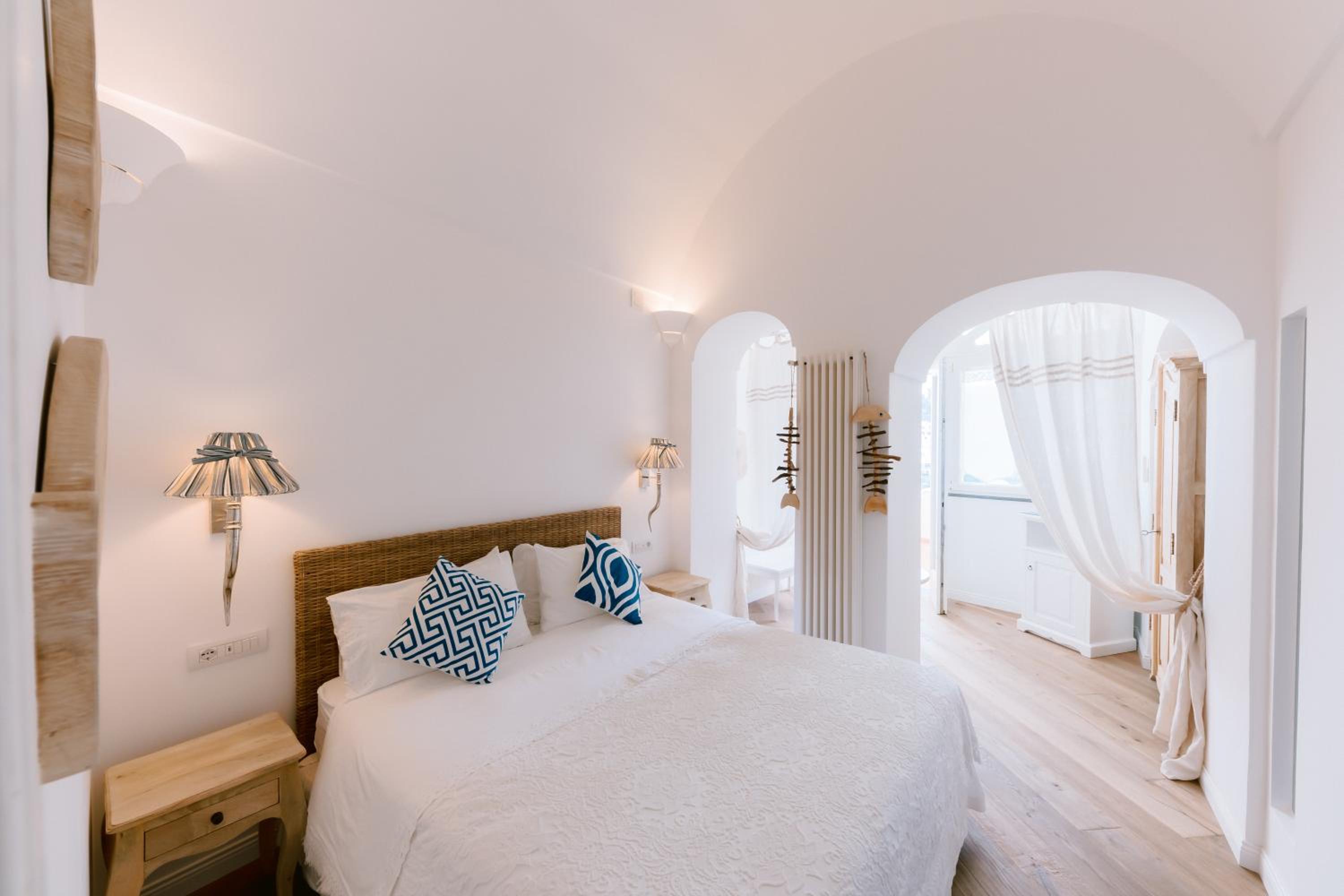 Junior Suite with Terrace and Partial Sea View