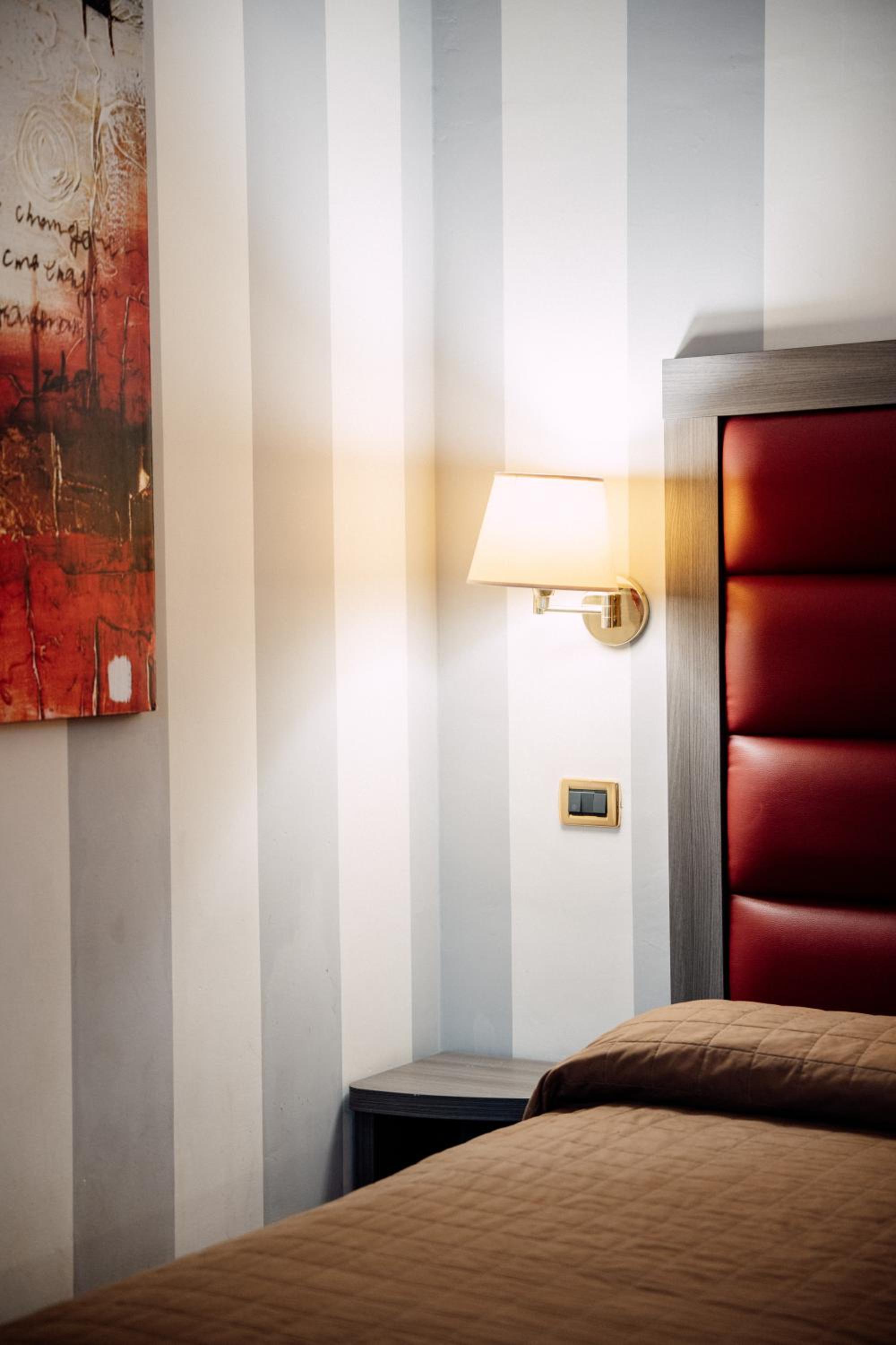 Suite - Photo 4