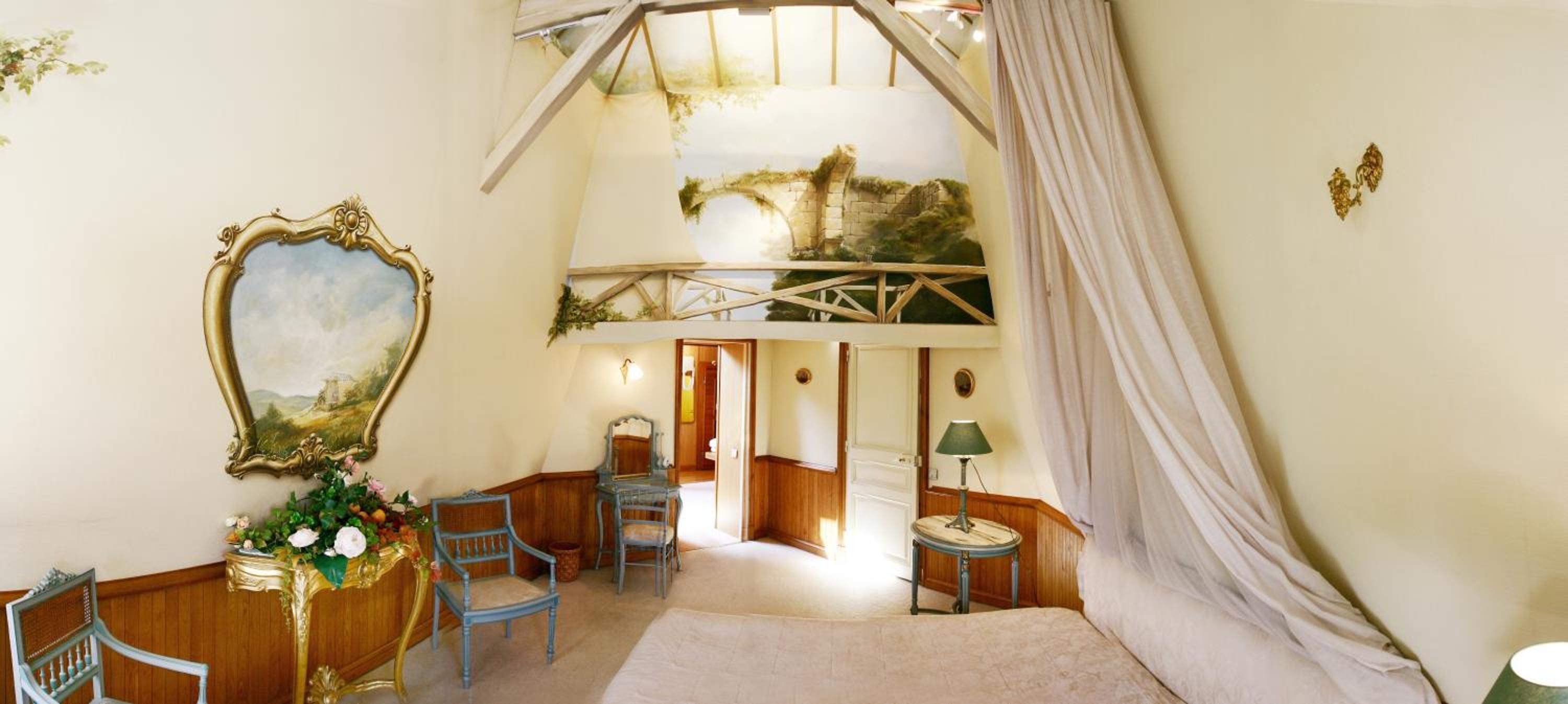 Duplex Suite - Photo 4
