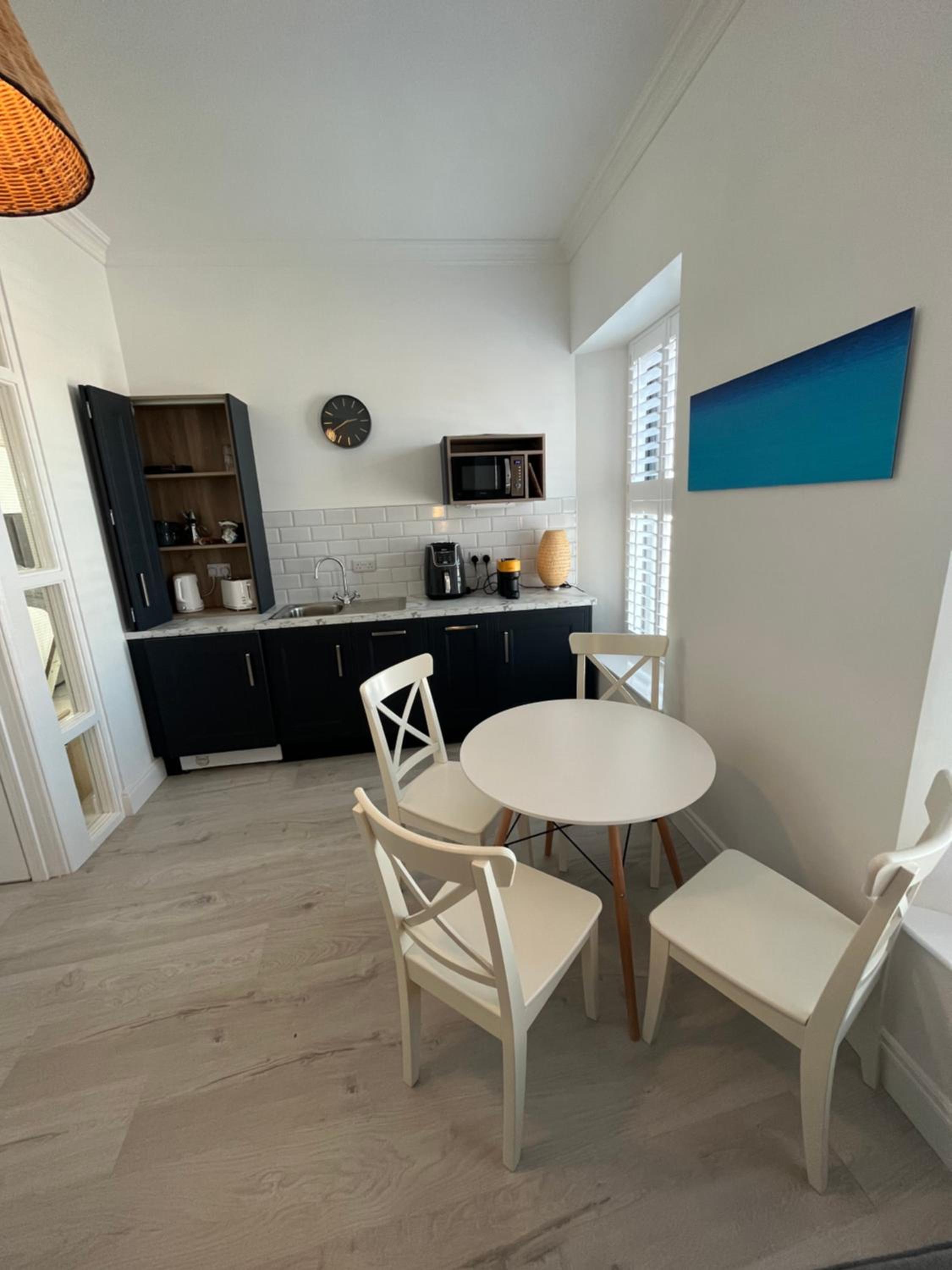Two-Bedroom Deluxe Apartment photo 2