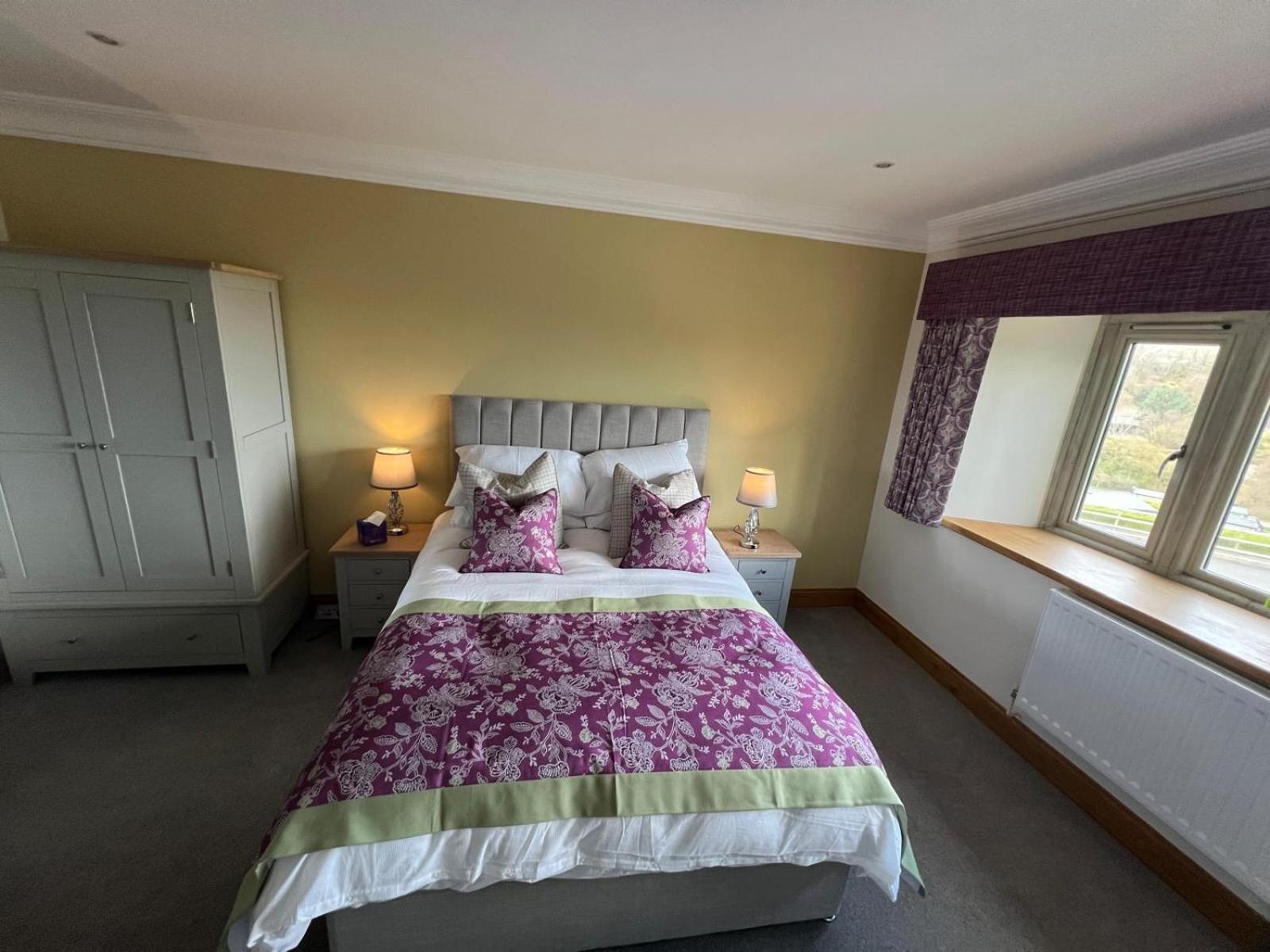 King Room with Mountain View photo 3