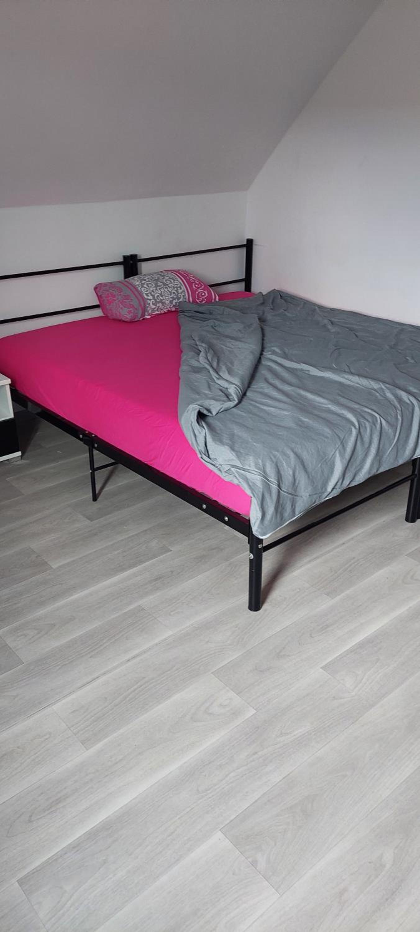 Large Single Room photo 3
