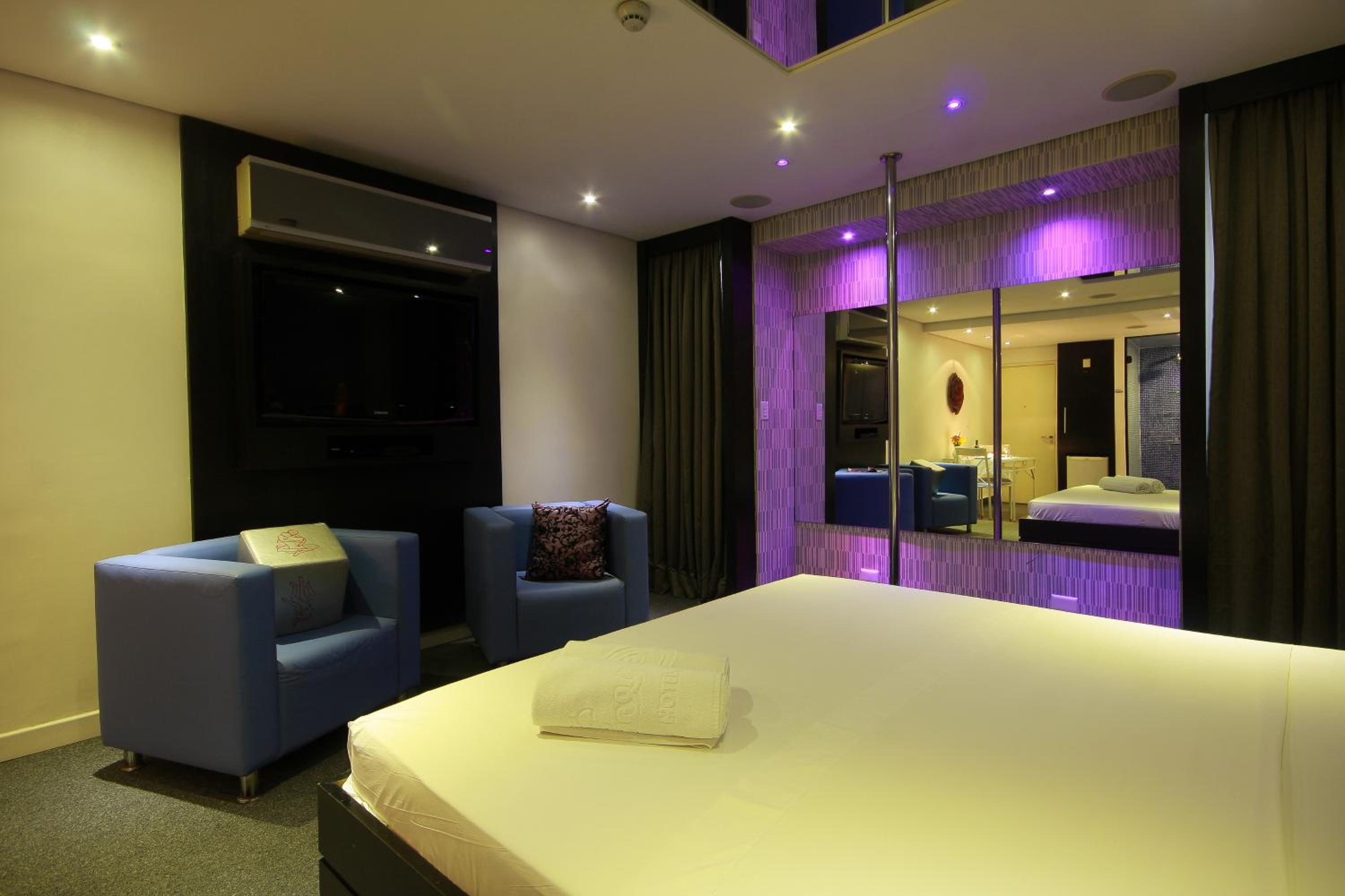 Deluxe Queen Room photo 3