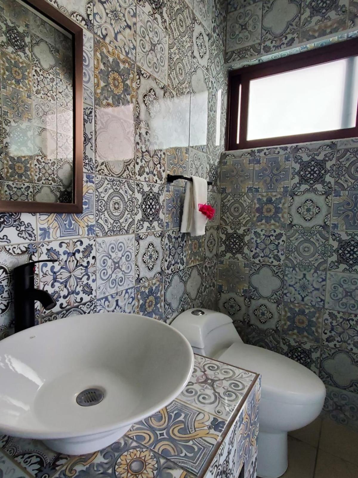 Deluxe Queen Room photo 2