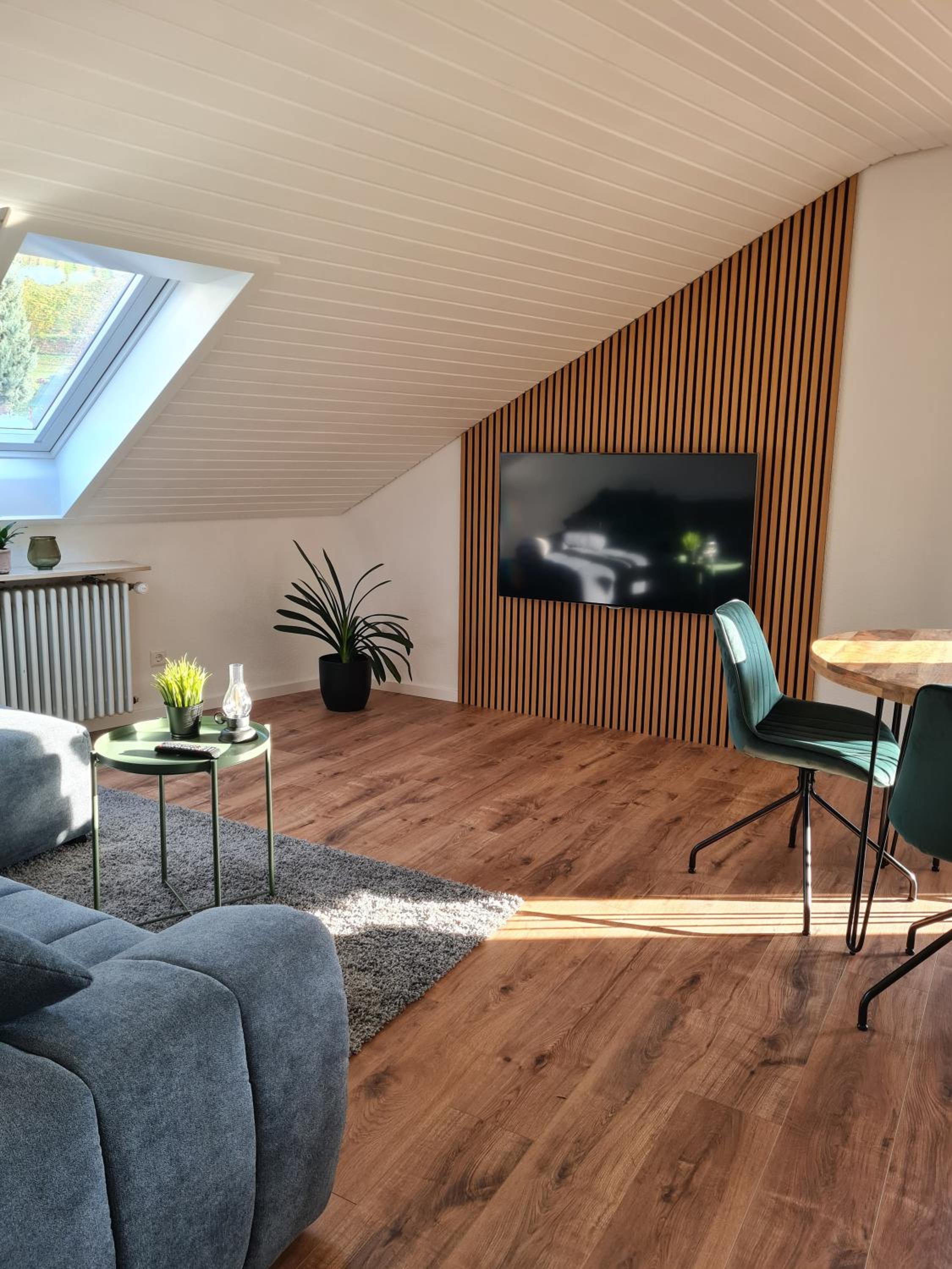 Superior One-Bedroom Apartment with Balcony