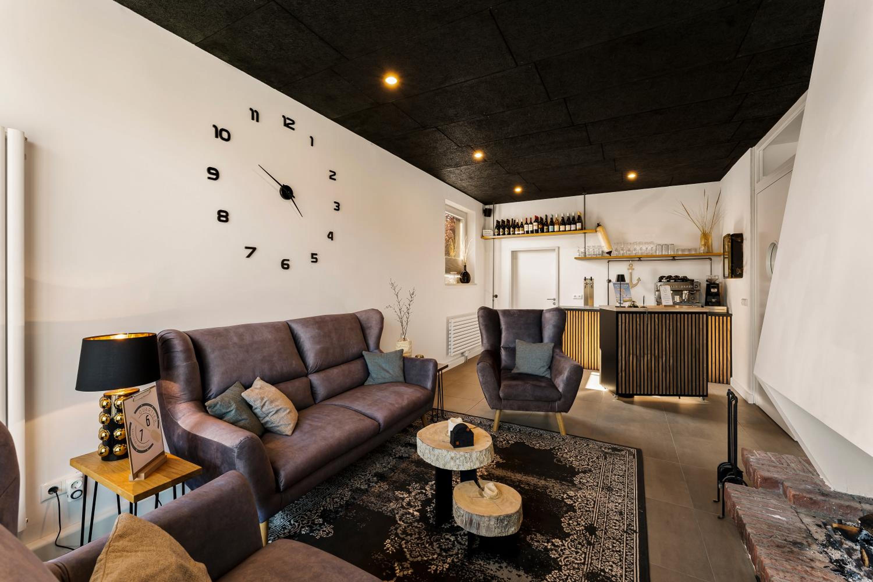 Superior Apartment photo 1