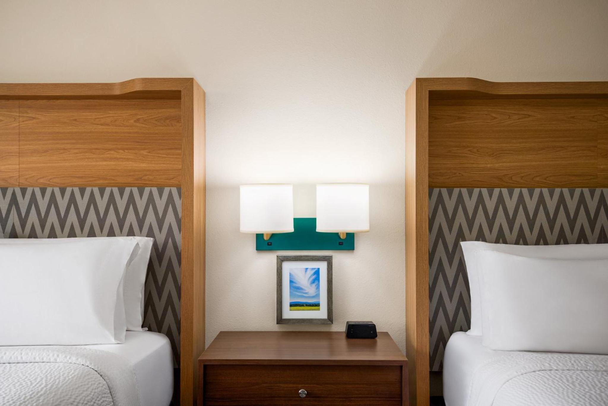 Standard Queen Room with Two Queen Beds - Photo 1