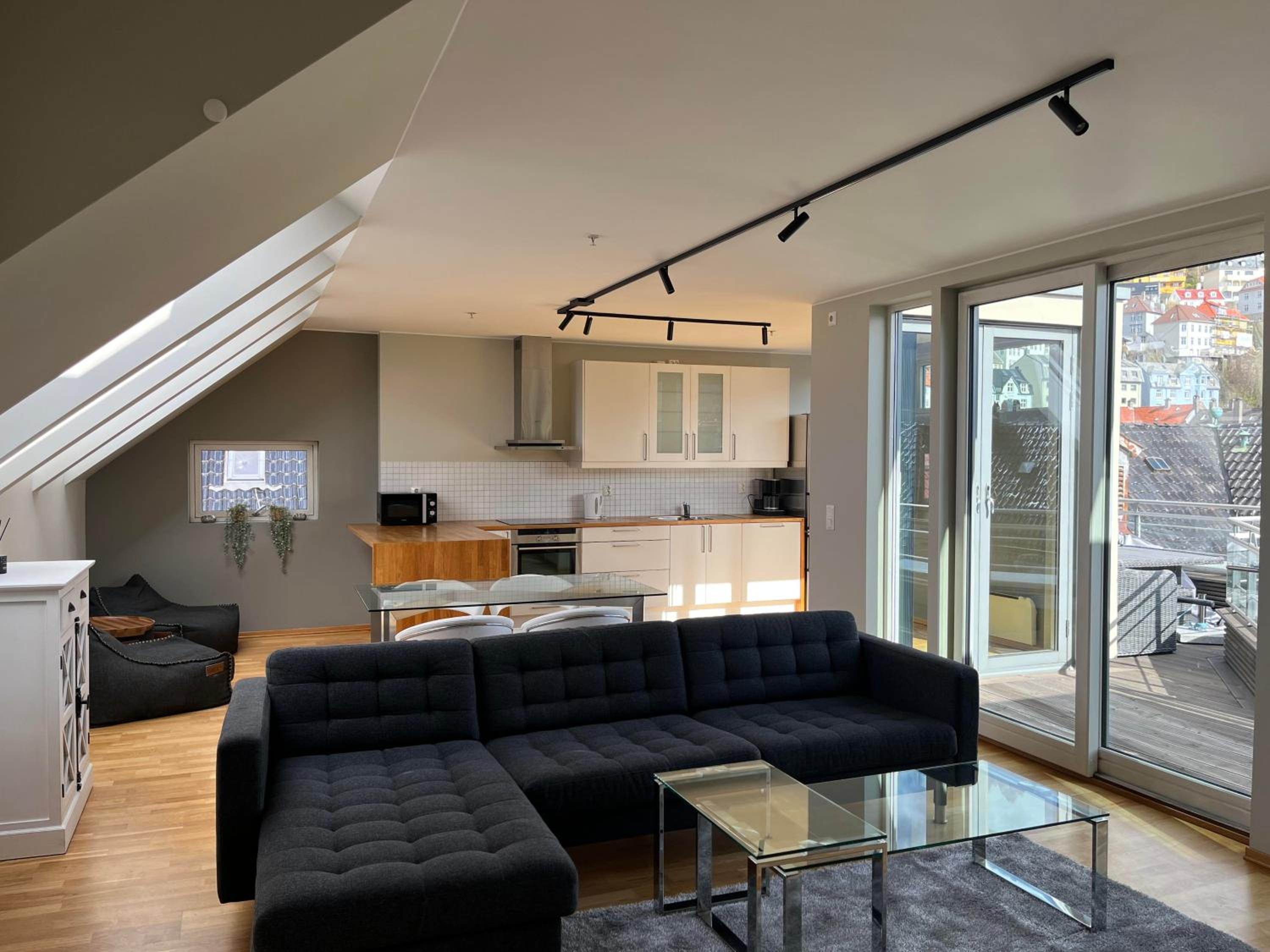 Two-Bedroom Apartment with Balcony photo 1