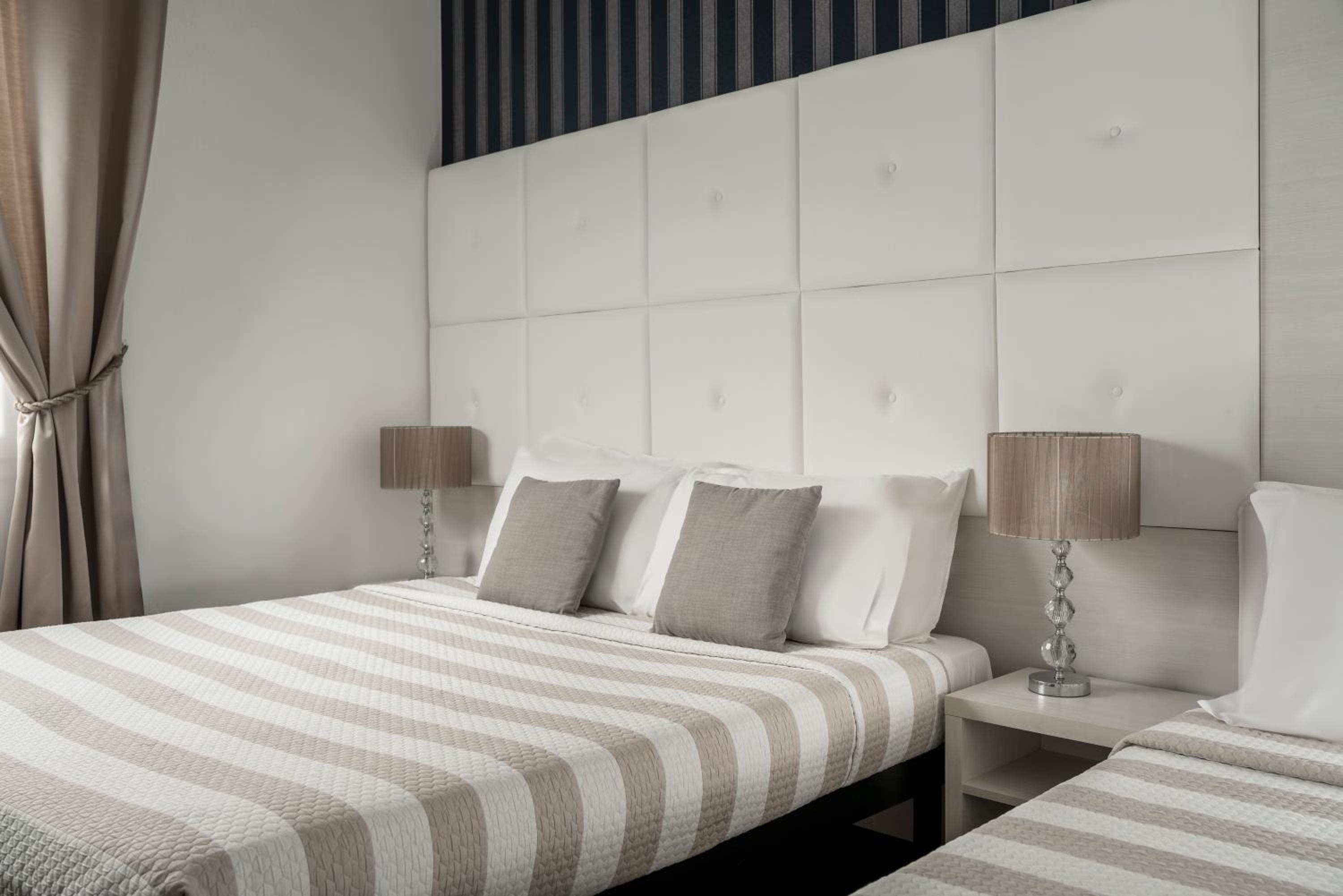 Classic Triple Room photo 1