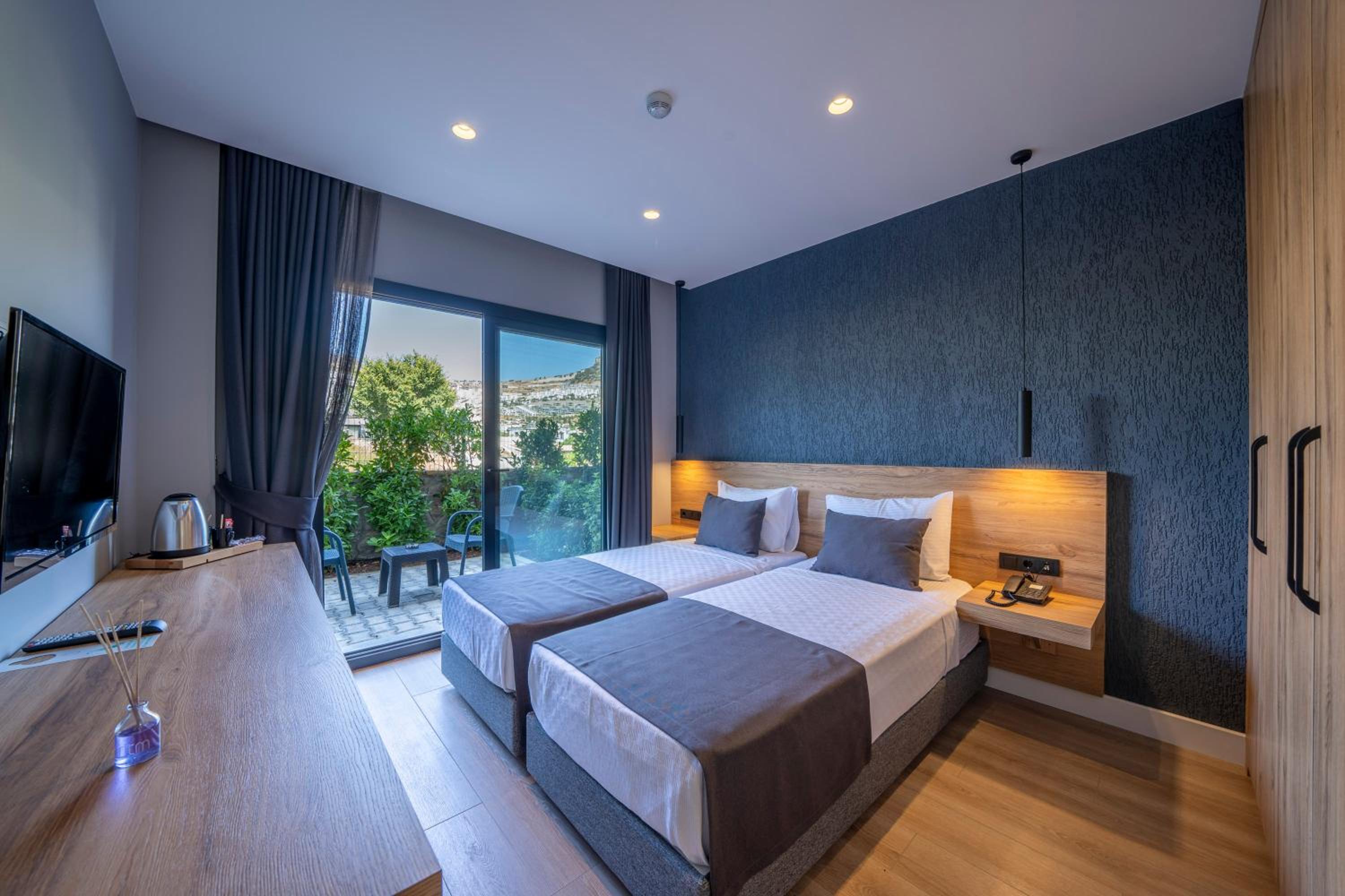 Standard Double Or Twin Room With Balcony
