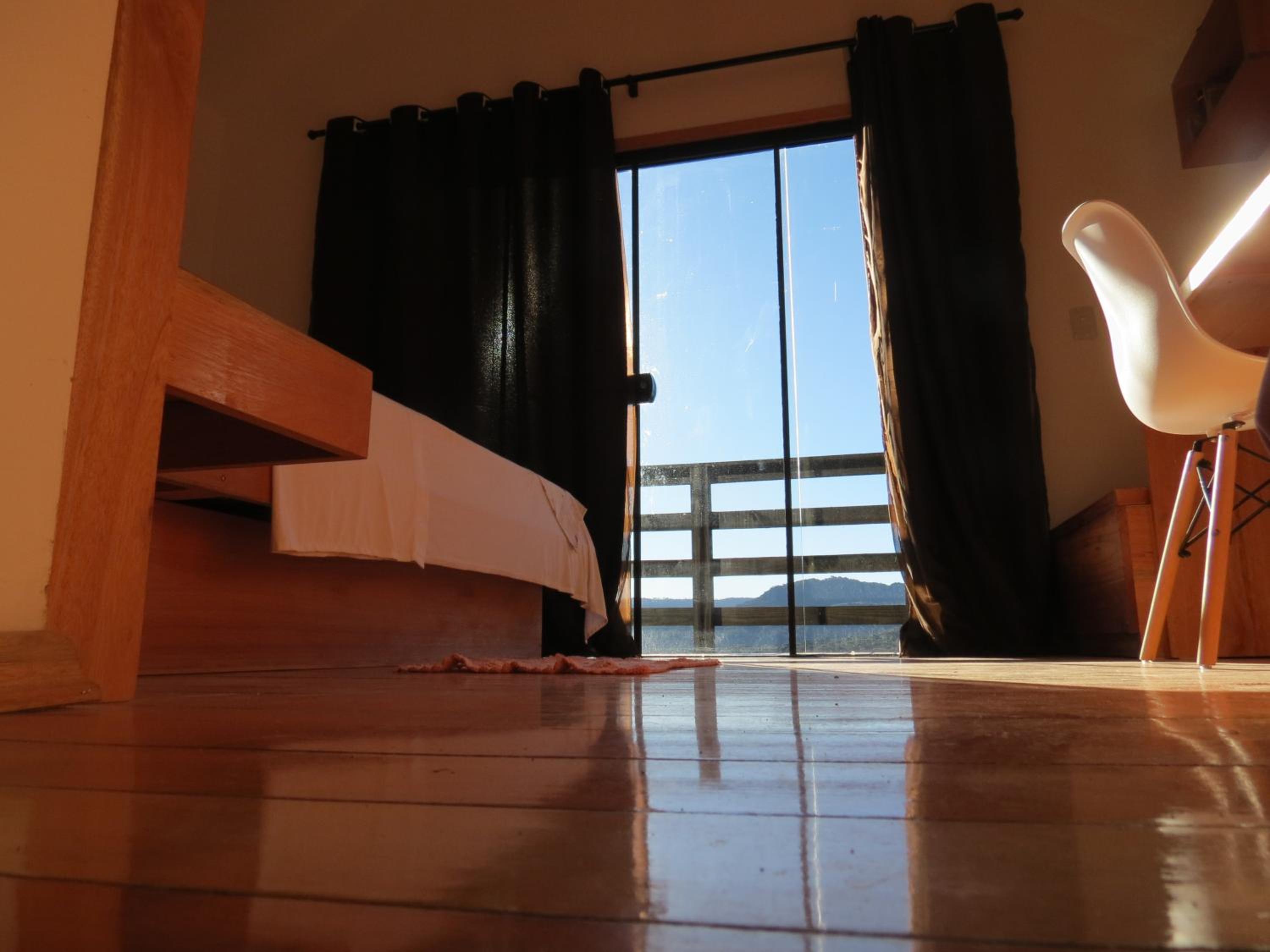 Queen Suite - Photo 22