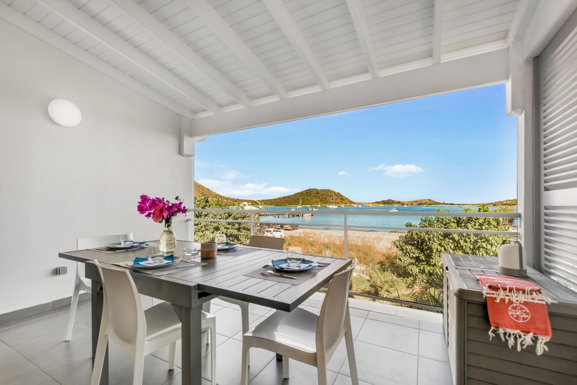 Apartment with Sea View photo 1