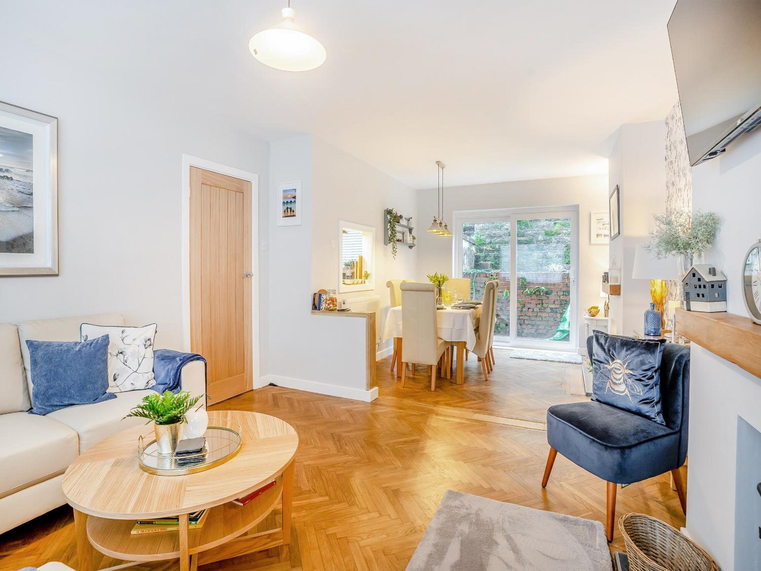 Three-Bedroom Holiday Home  photo 2