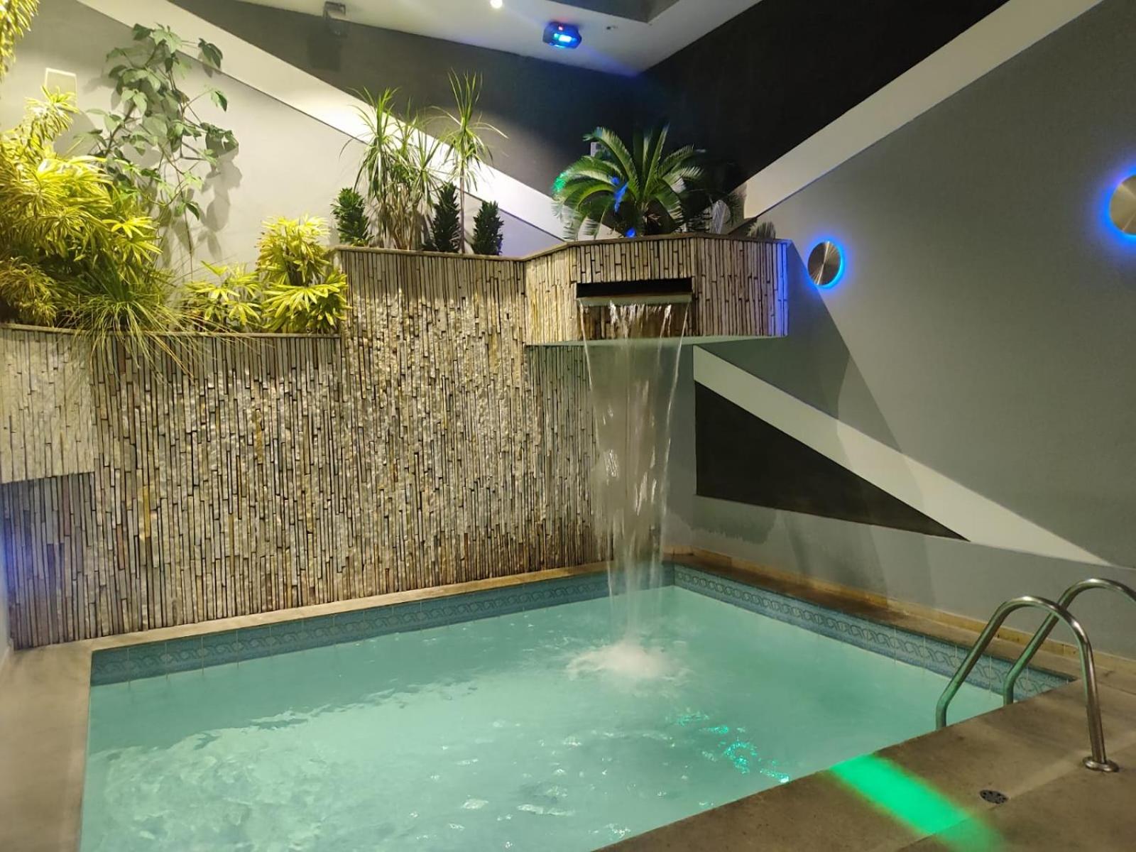 King Room with Pool View photo 3