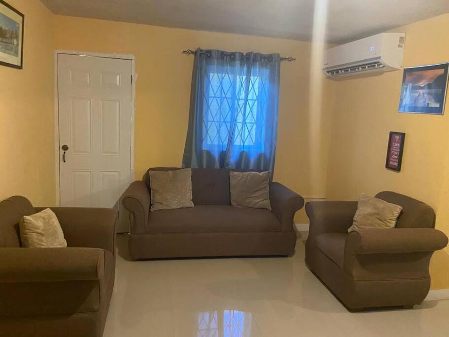 Two-Bedroom House photo 1