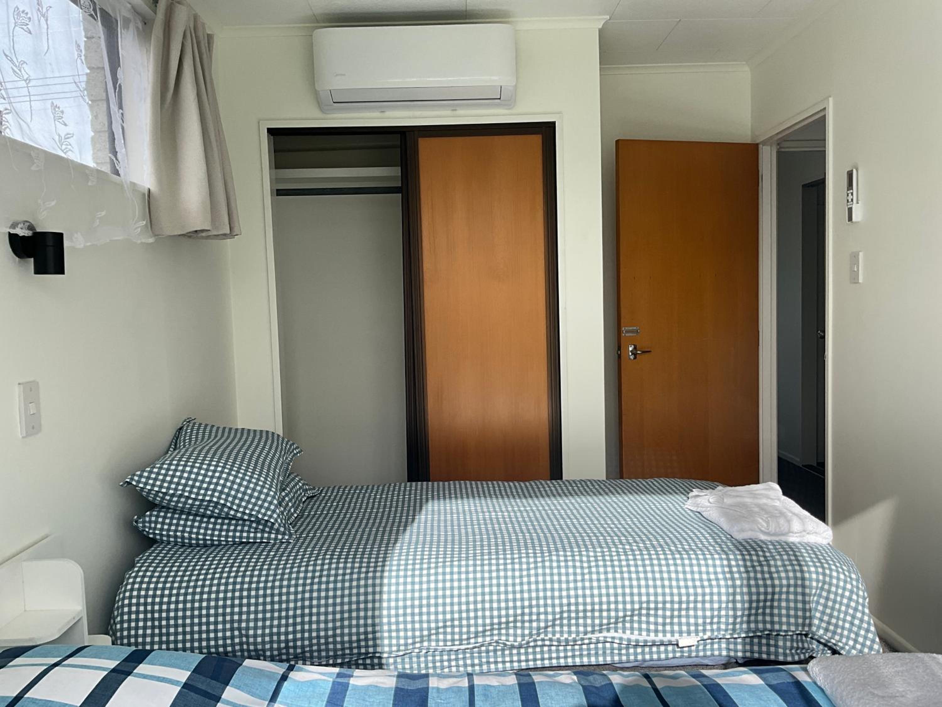Budget Twin Room photo 1