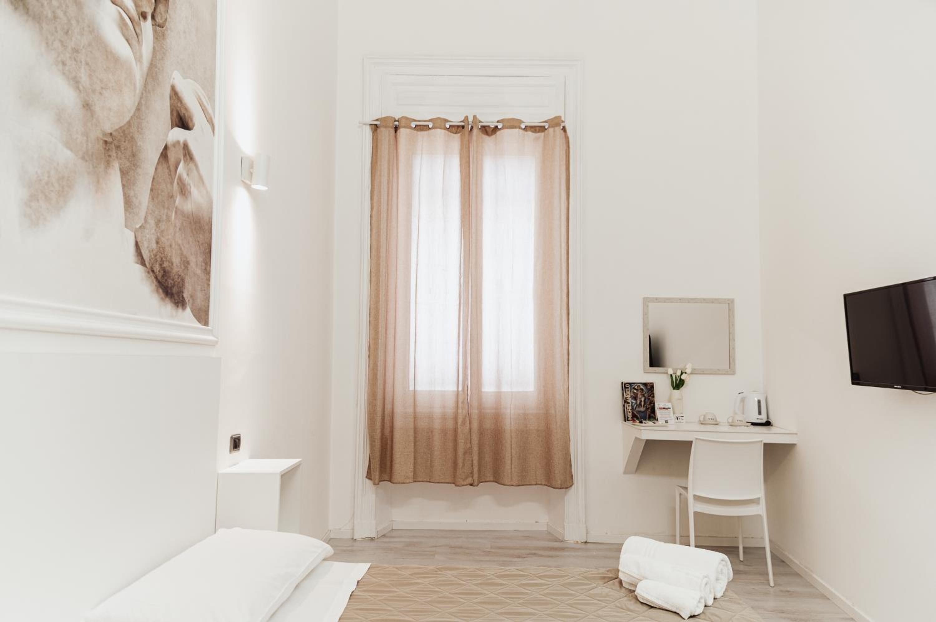 Superior Double Room - Photo 3