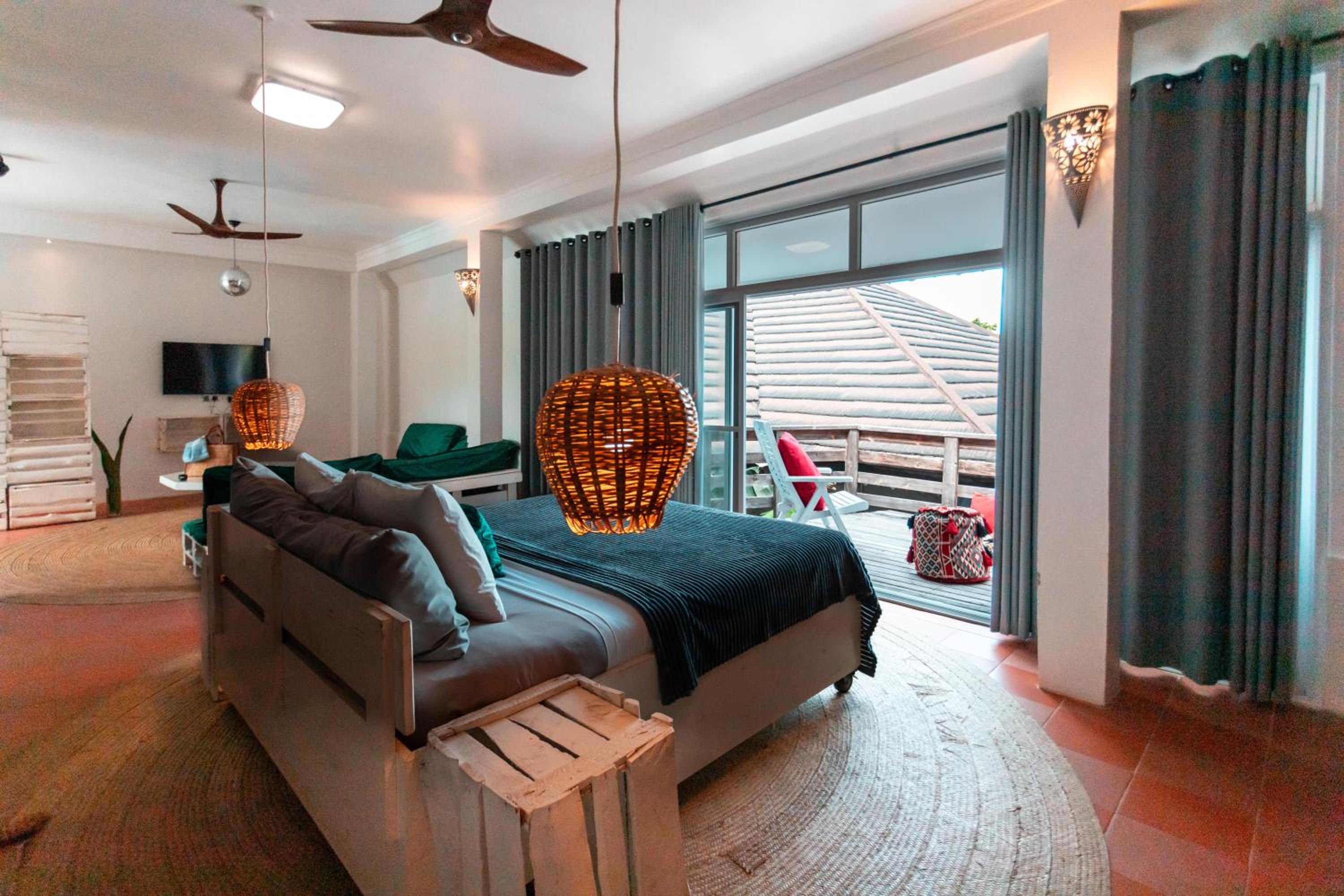 Loft with Balcony and Sea View