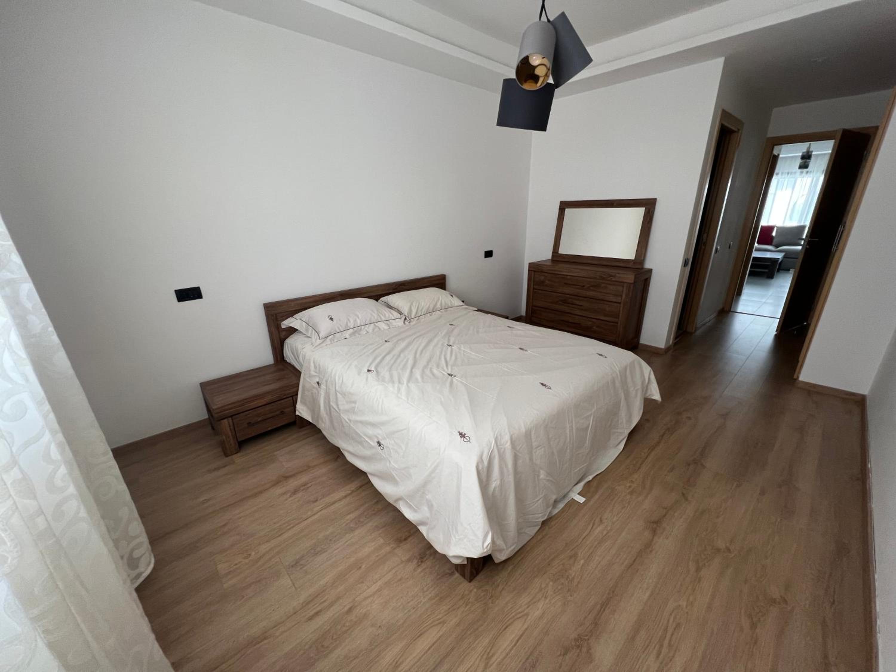 One-Bedroom Apartment with Pool View photo 1