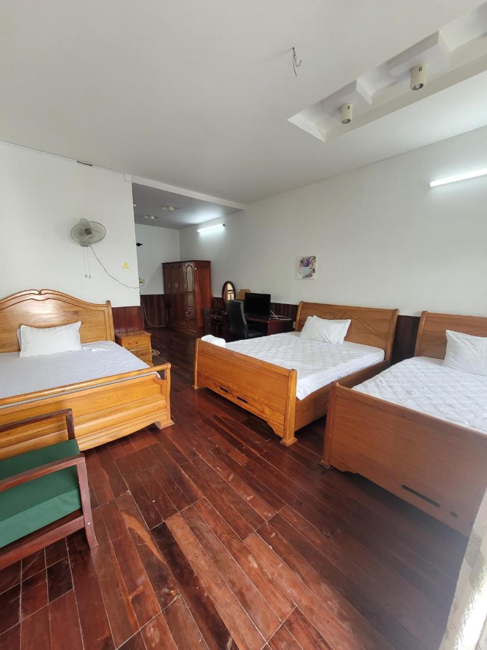 Family Room with Balcony photo 1