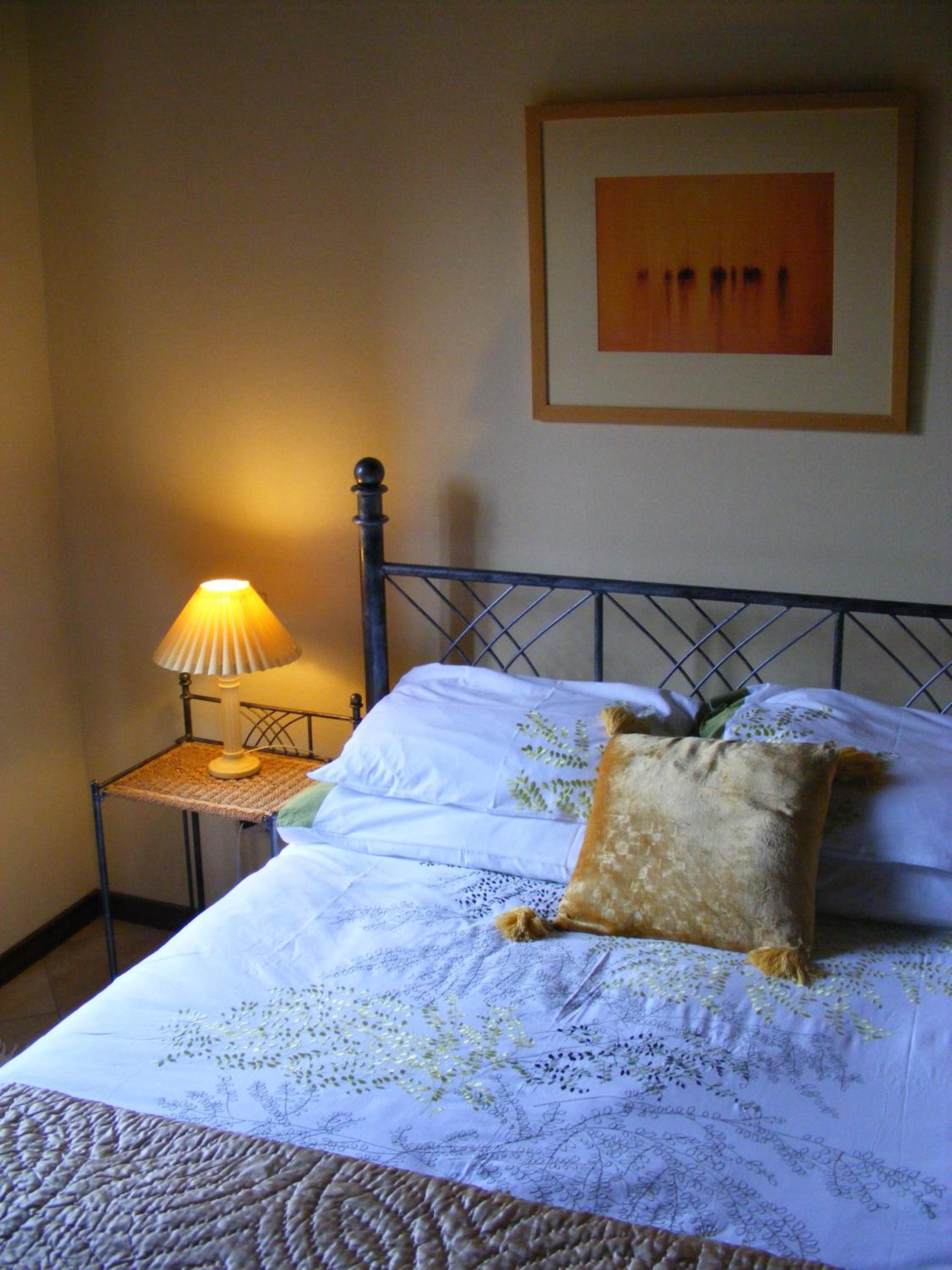 Deluxe Room (2 Adults + 1 Child) photo 1