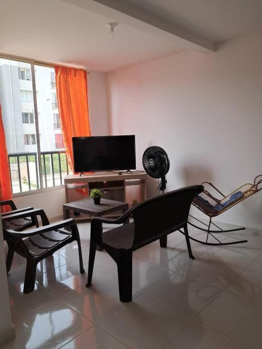 Three-Bedroom Apartment photo 1