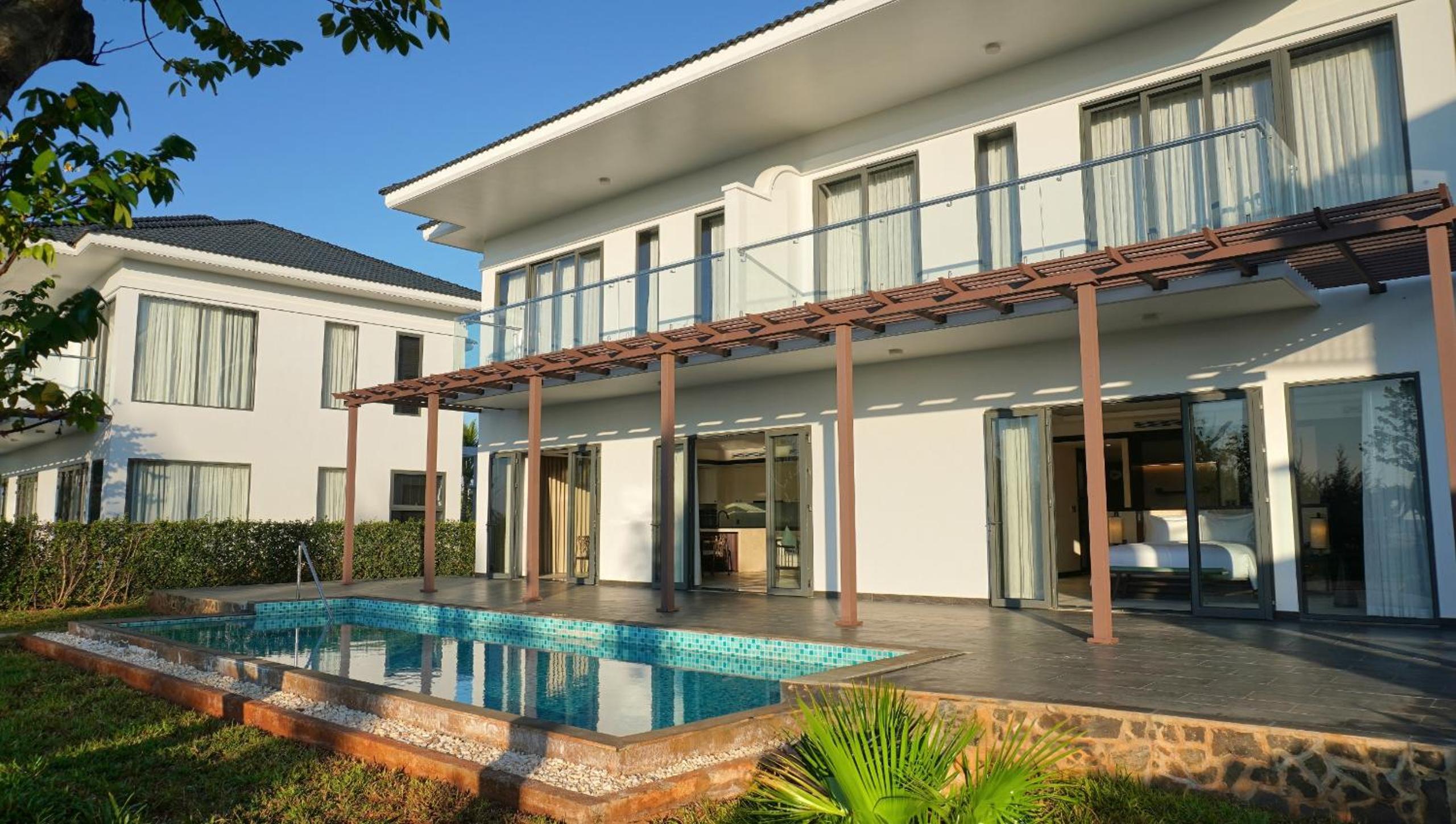 Three-Bedroom Villa - Photo 6