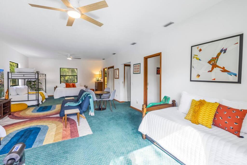 One-Bedroom House photo 1