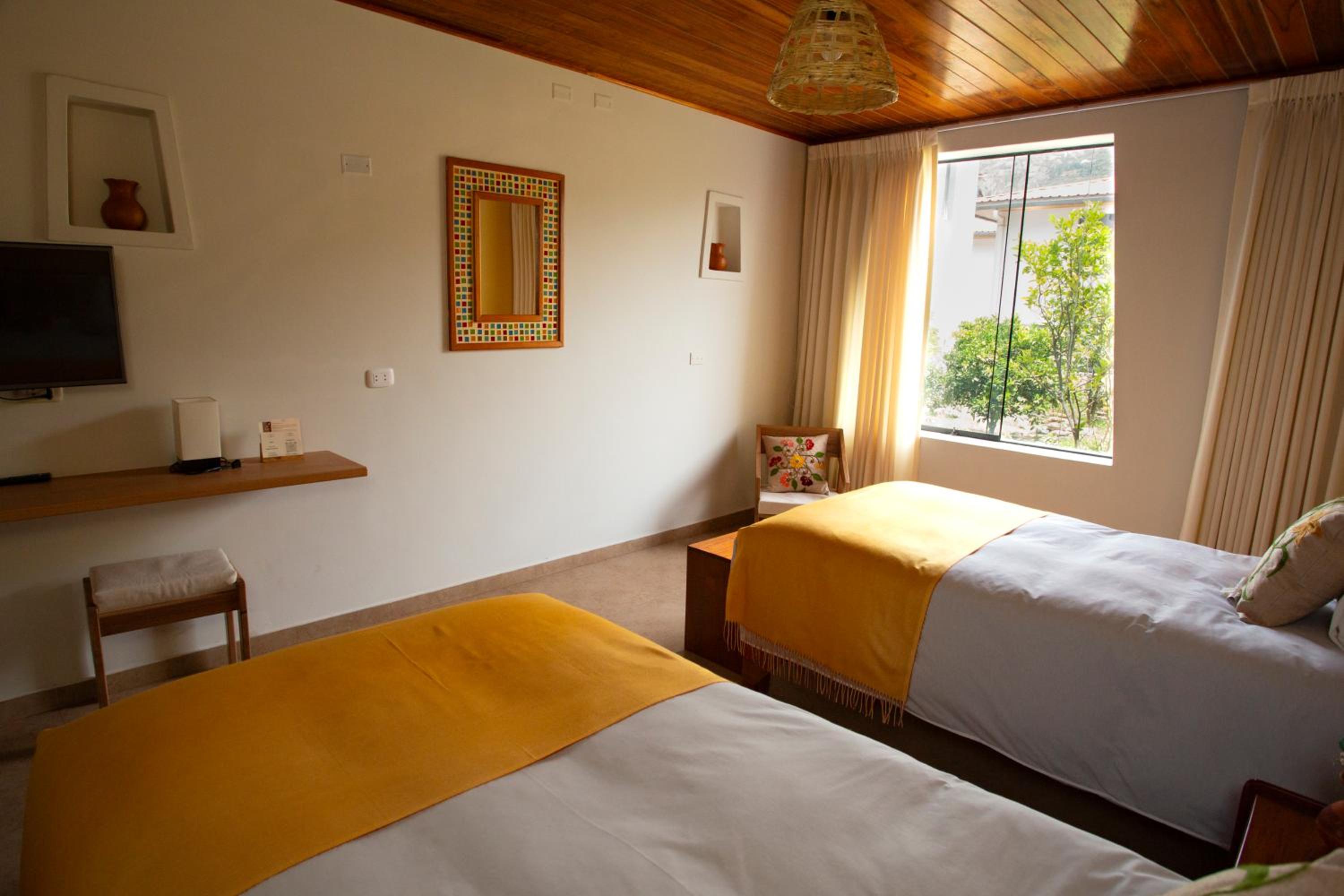 Standard Twin Room photo 2