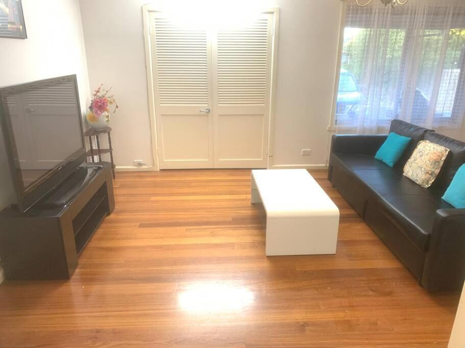 Three-Bedroom Villa photo 1