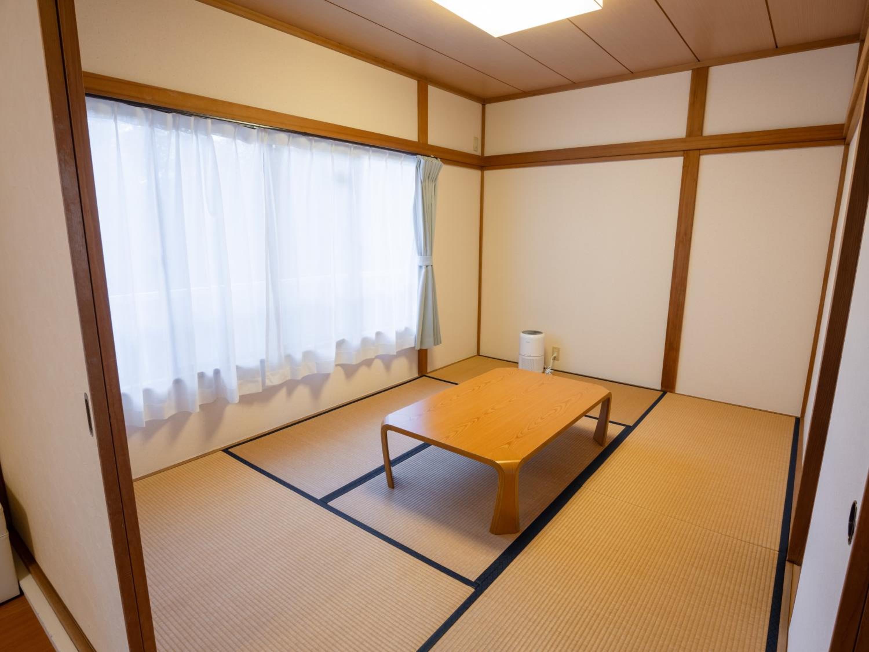 Cottage with Tatami Area photo 2