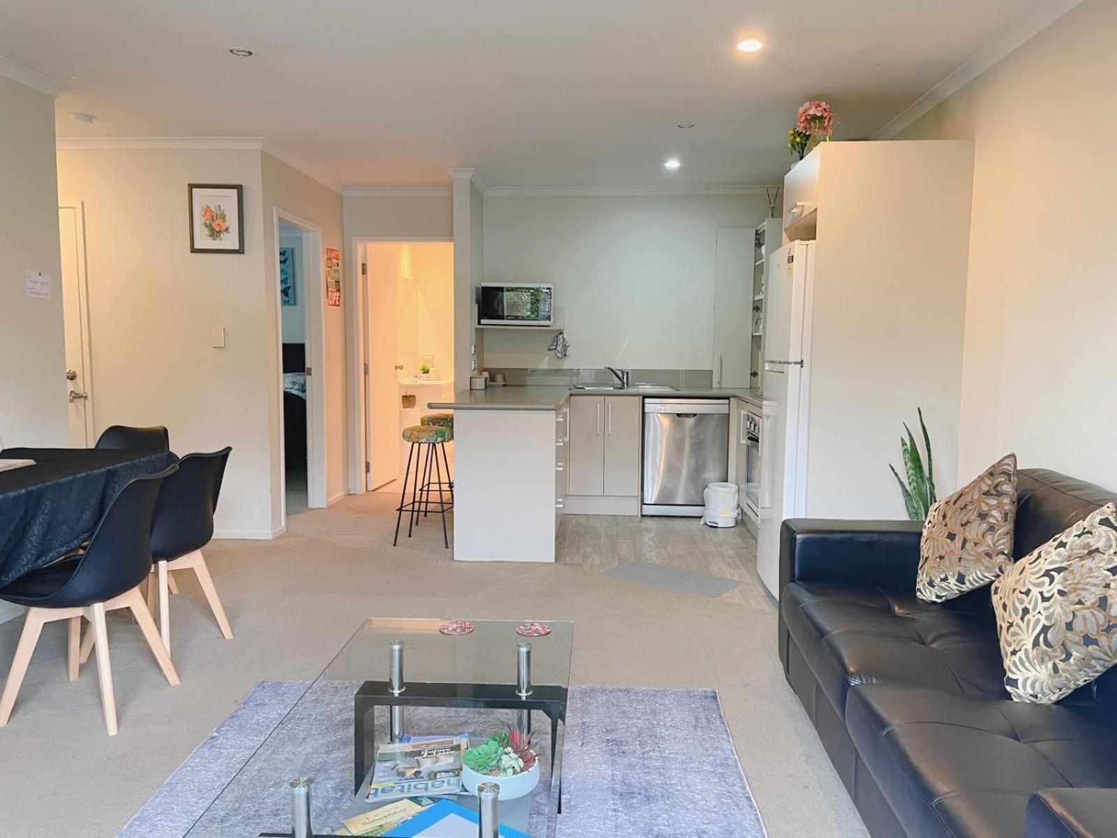 Two-Bedroom Apartment - Photo 2