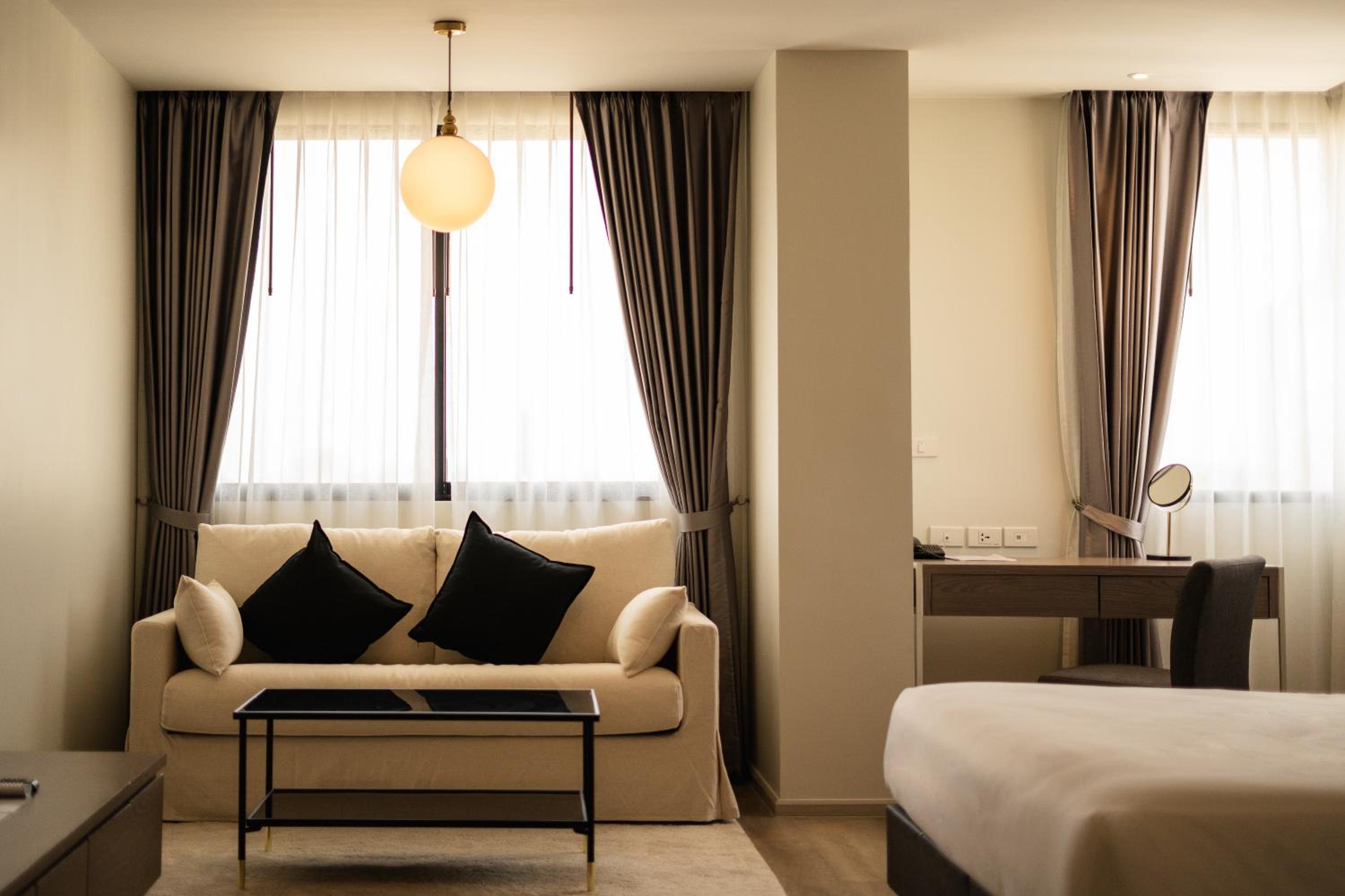 Corner Suites - Photo 17