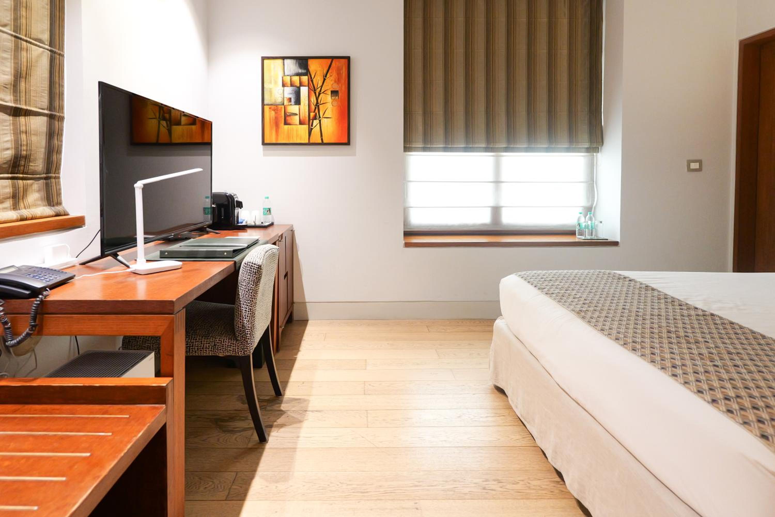 Manor Premier Room - Photo 7