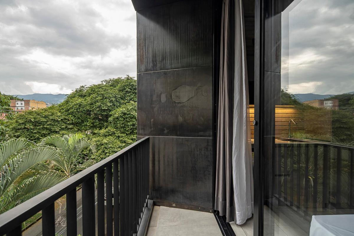 Studio with Balcony