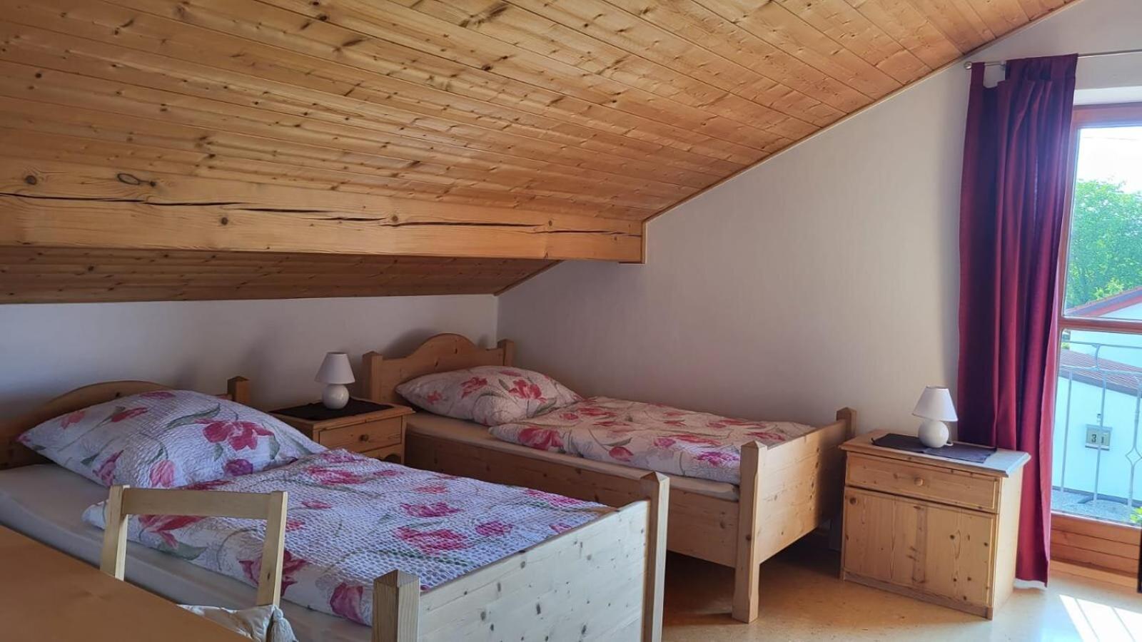 Two-Bedroom Deluxe Apartment with Garden View photo 3