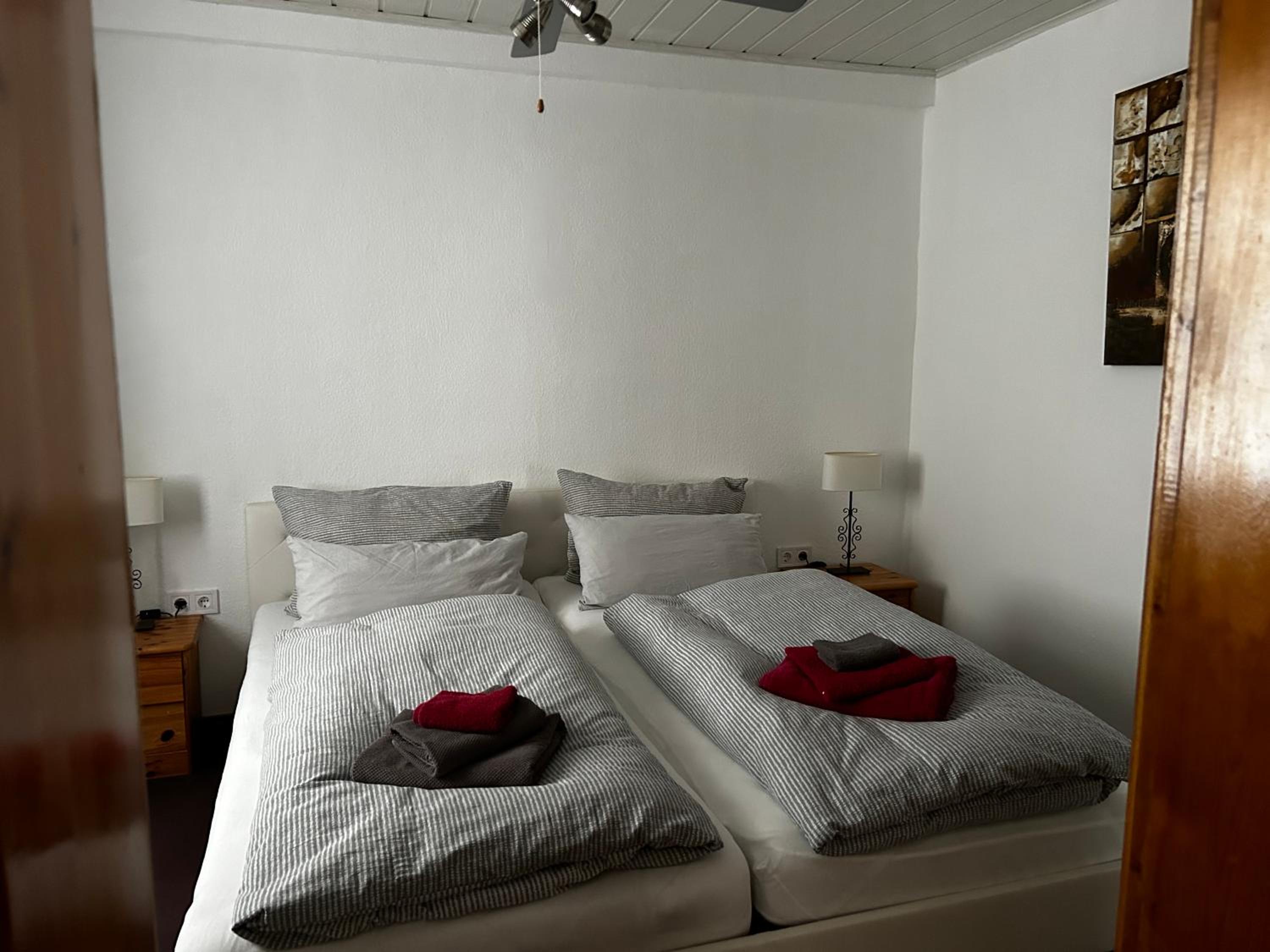 Apartment photo 2