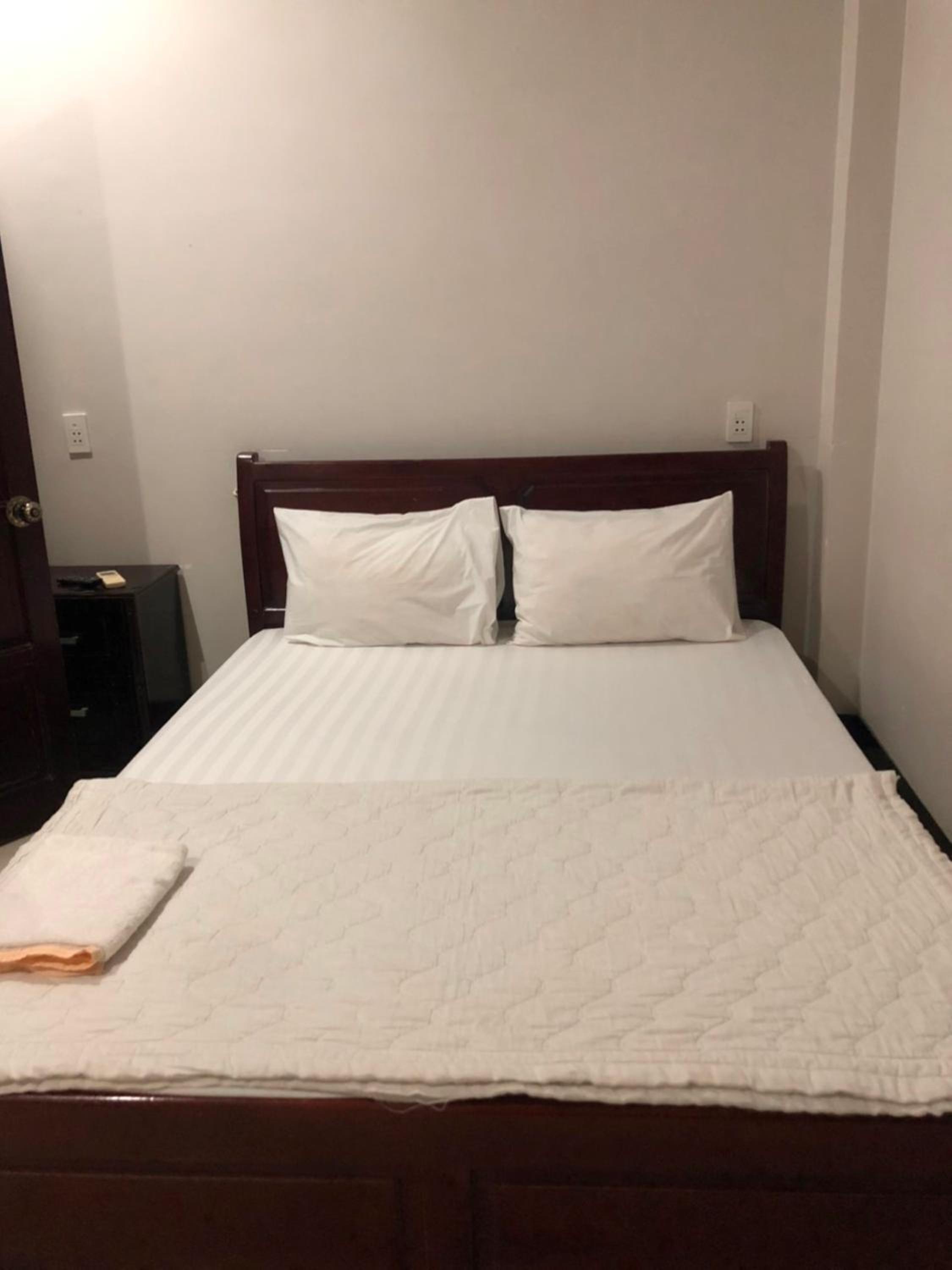 Double Room - Photo 2