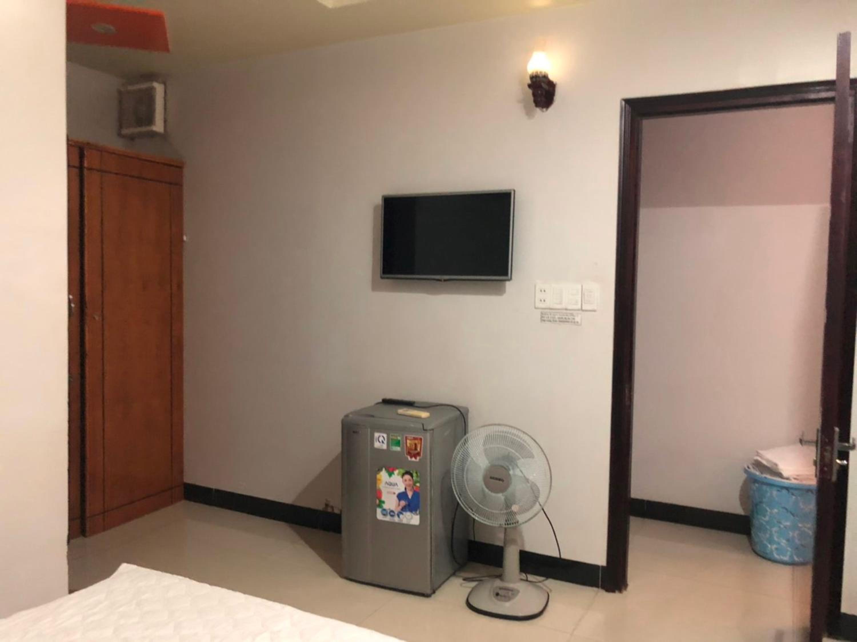 Quadruple Room - Photo 7