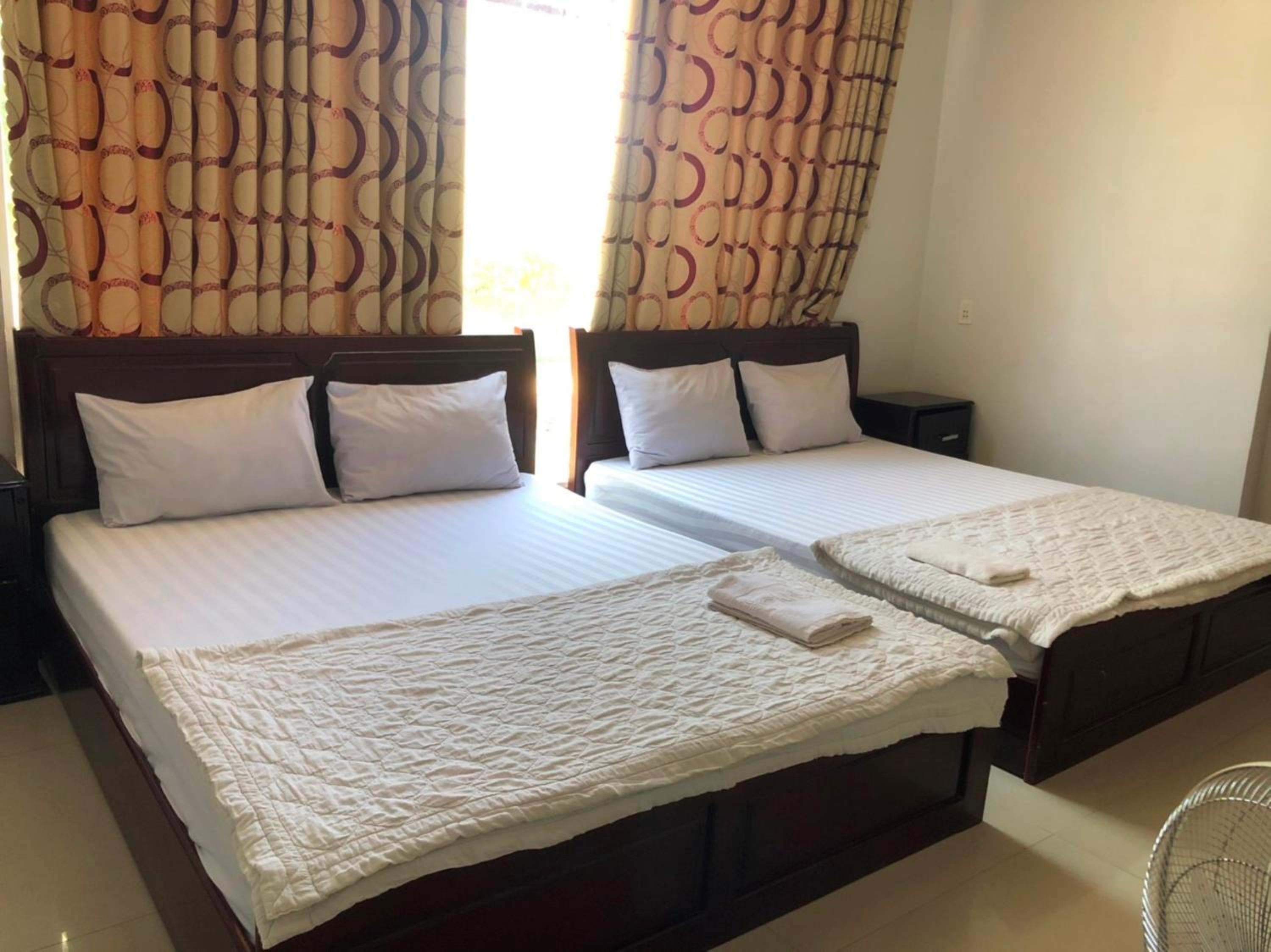 Quadruple Room - Photo 2