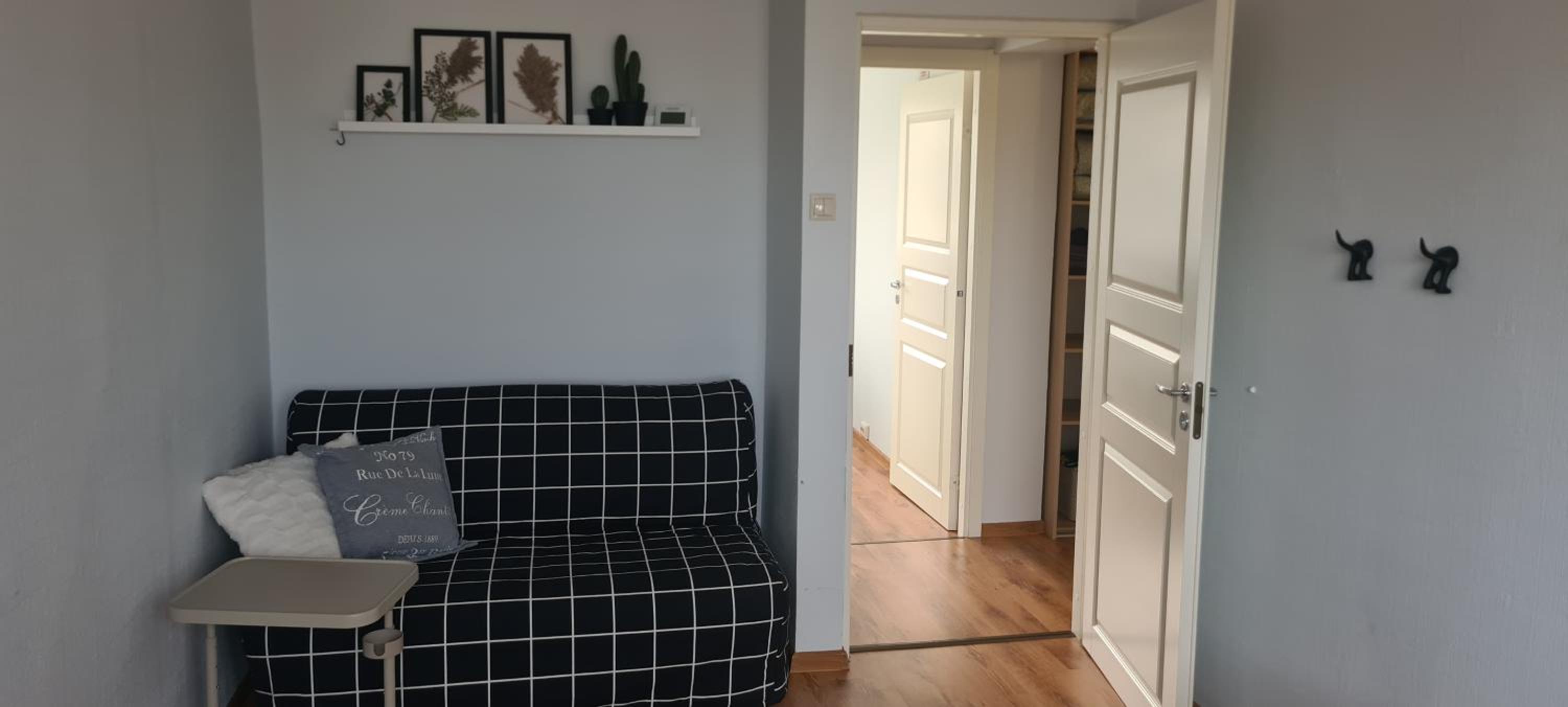 Two-Bedroom Apartment - Photo 22