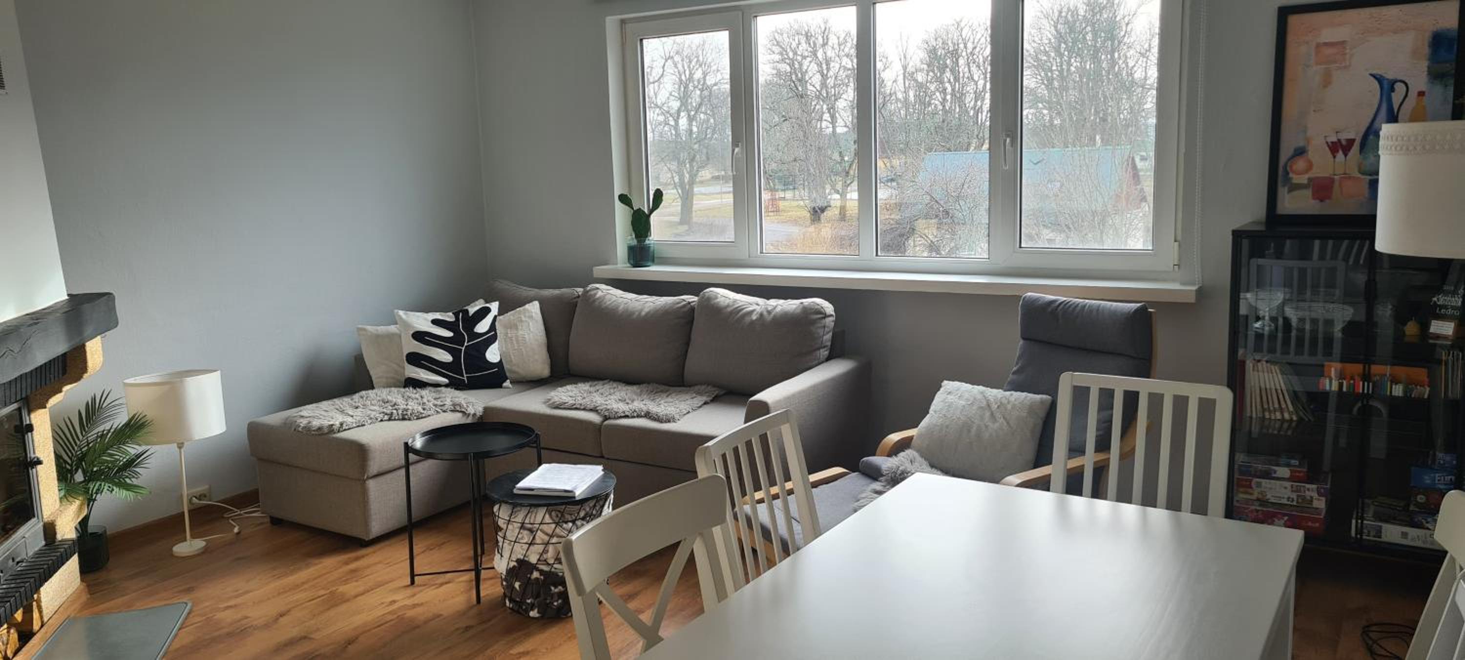 Two-Bedroom Apartment - Photo 11