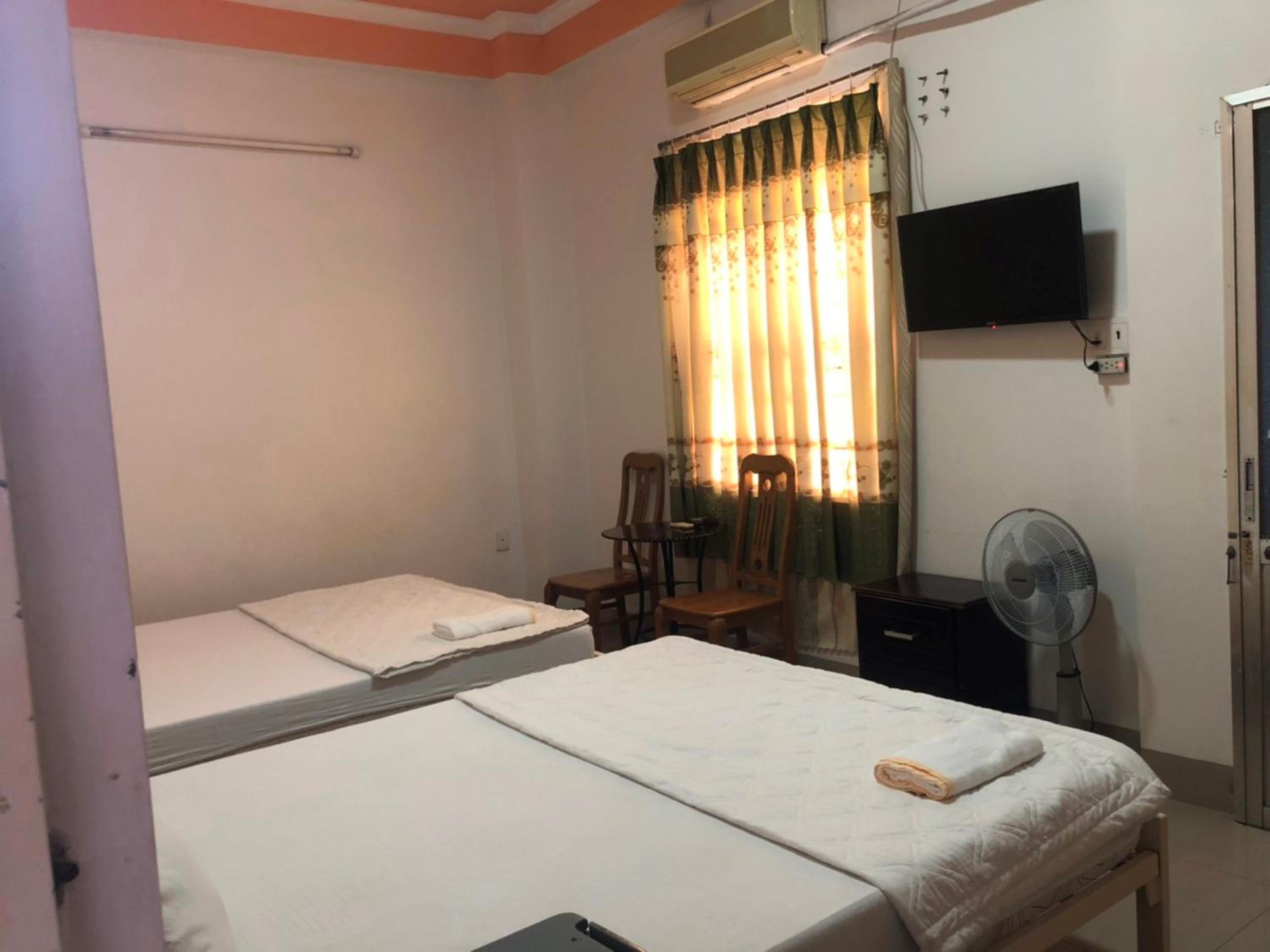 Quadruple Room - Photo 2