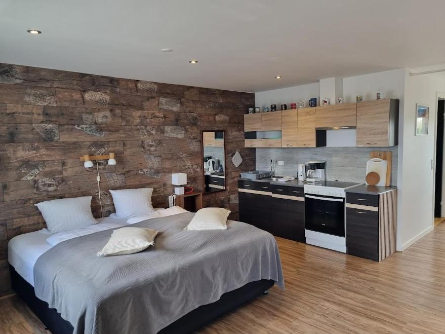 Studio Apartment photo 1