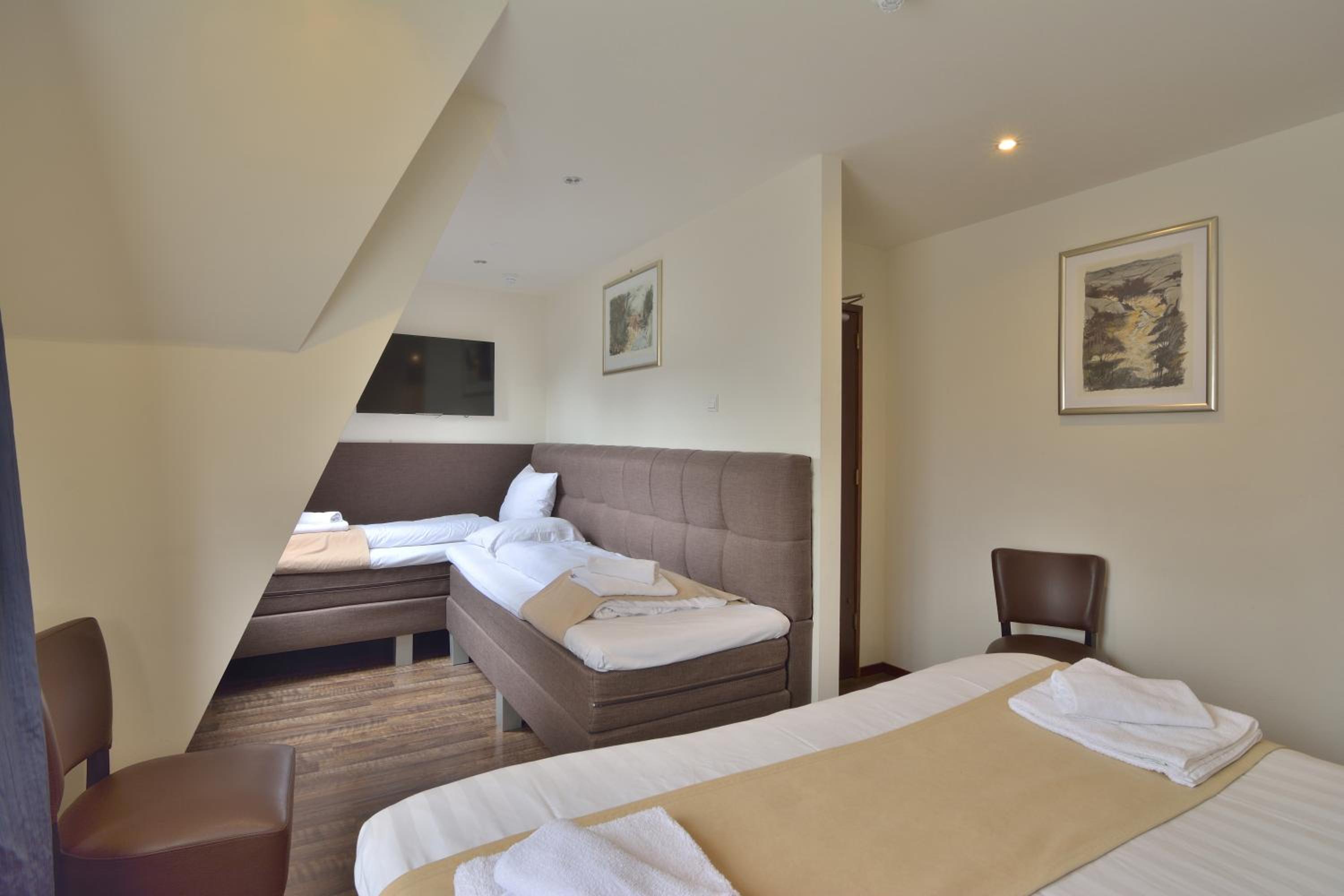 Deluxe Quadruple Room photo 1